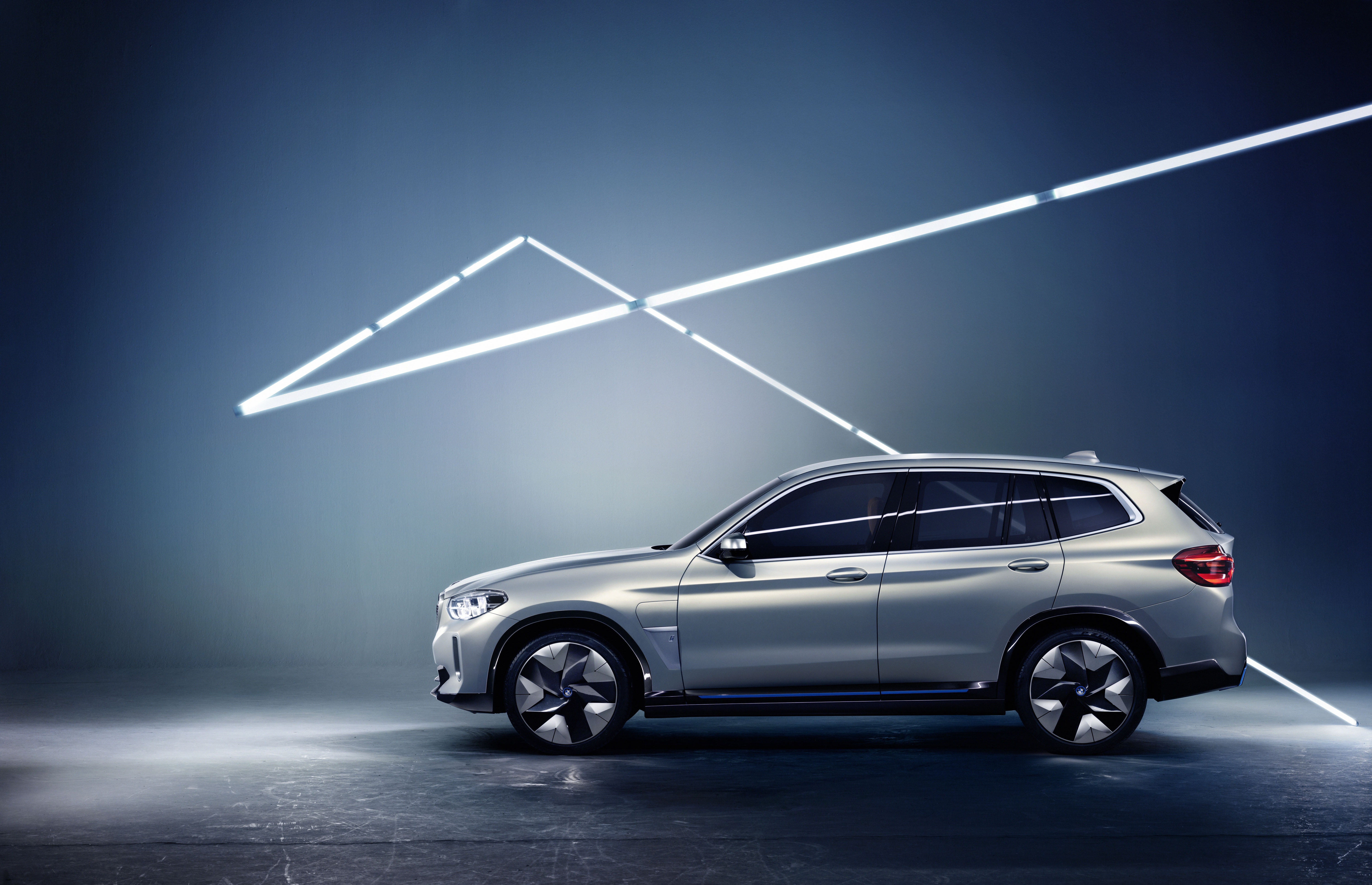 BMW ra mắt iX3 ảnh 5 BMW ra mat iX3 anh 5
