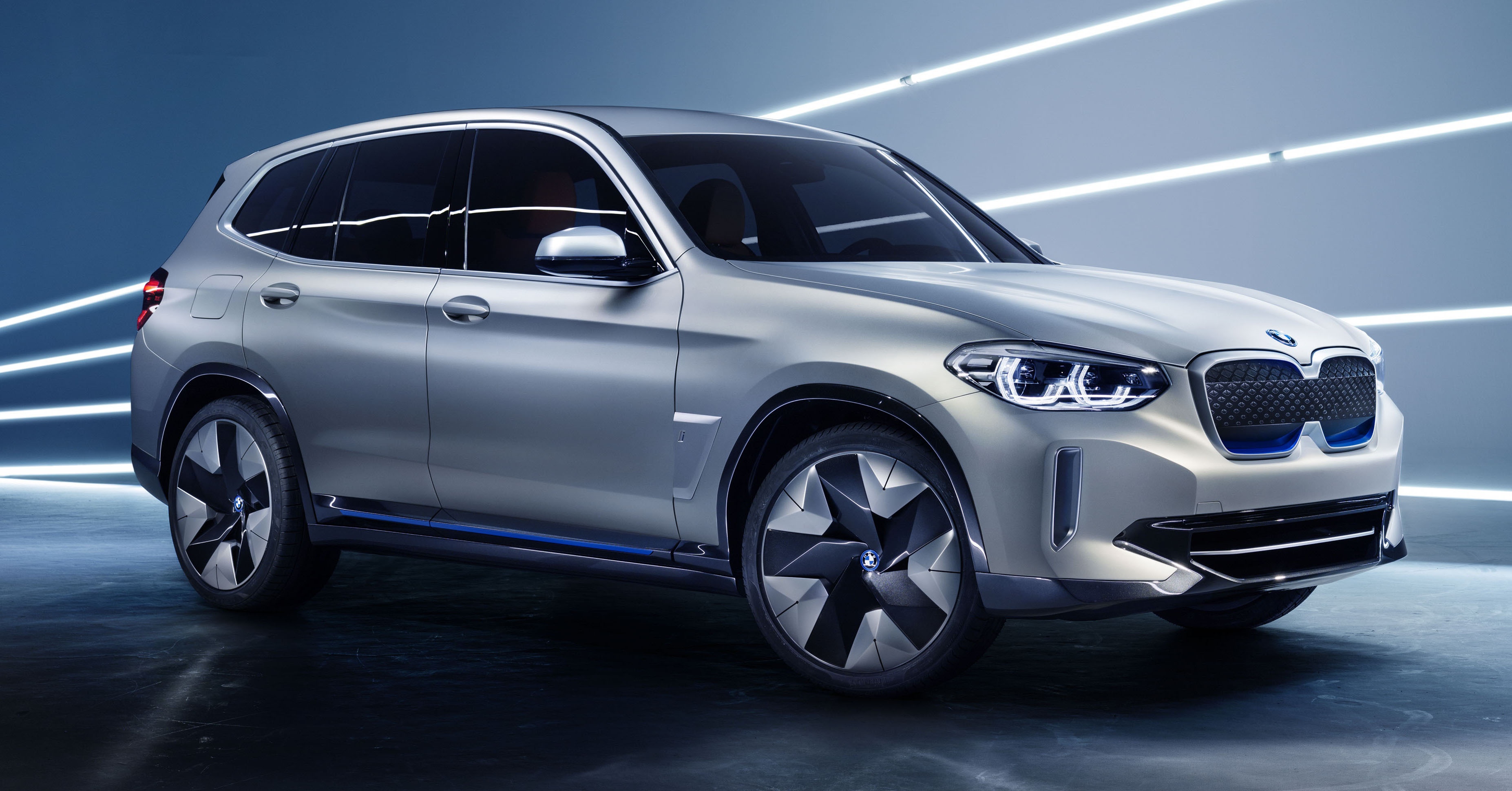 BMW ra mắt iX3 ảnh 1 BMW ra mat iX3 anh 1