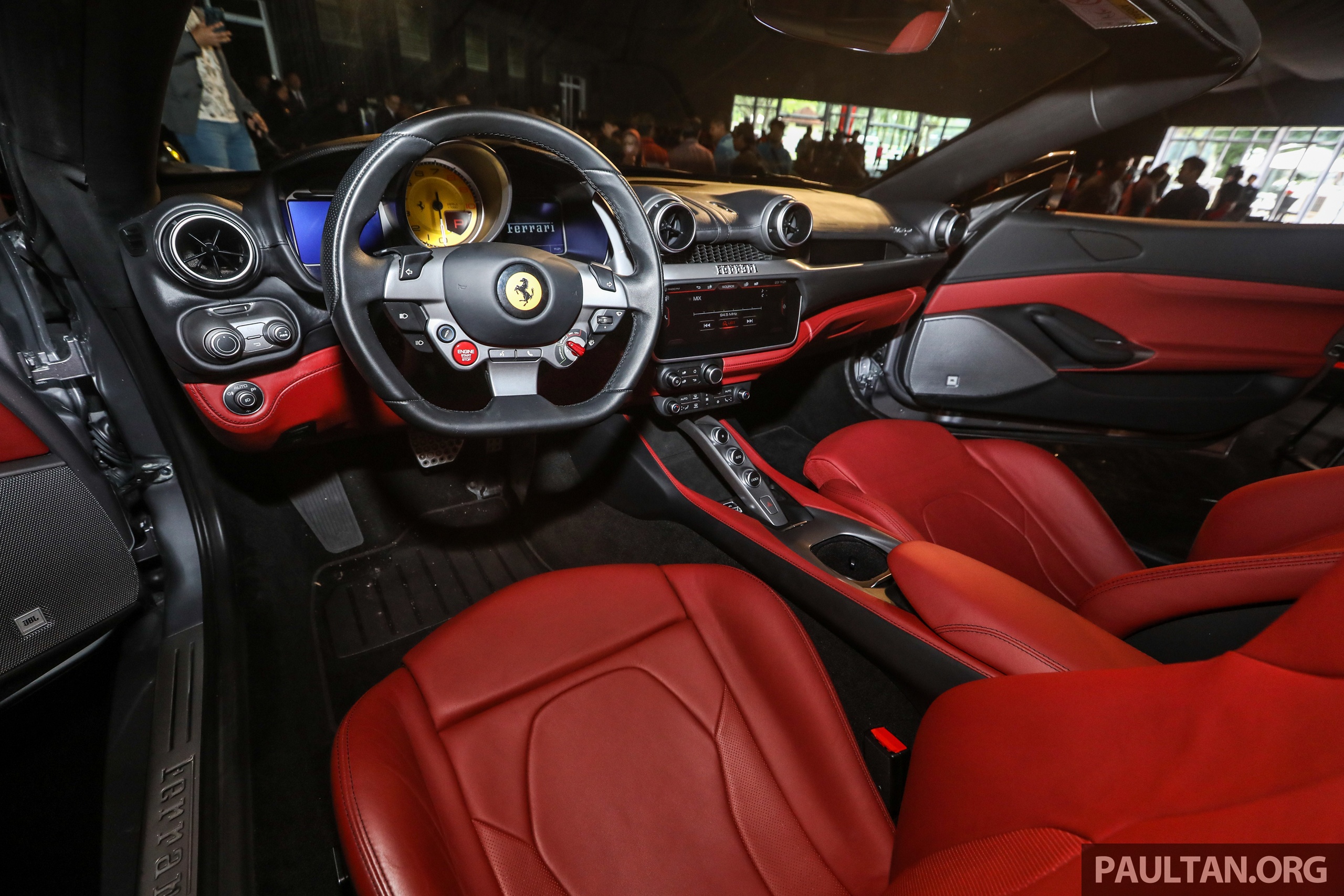 sieu xe Ferrari Portofino anh 8