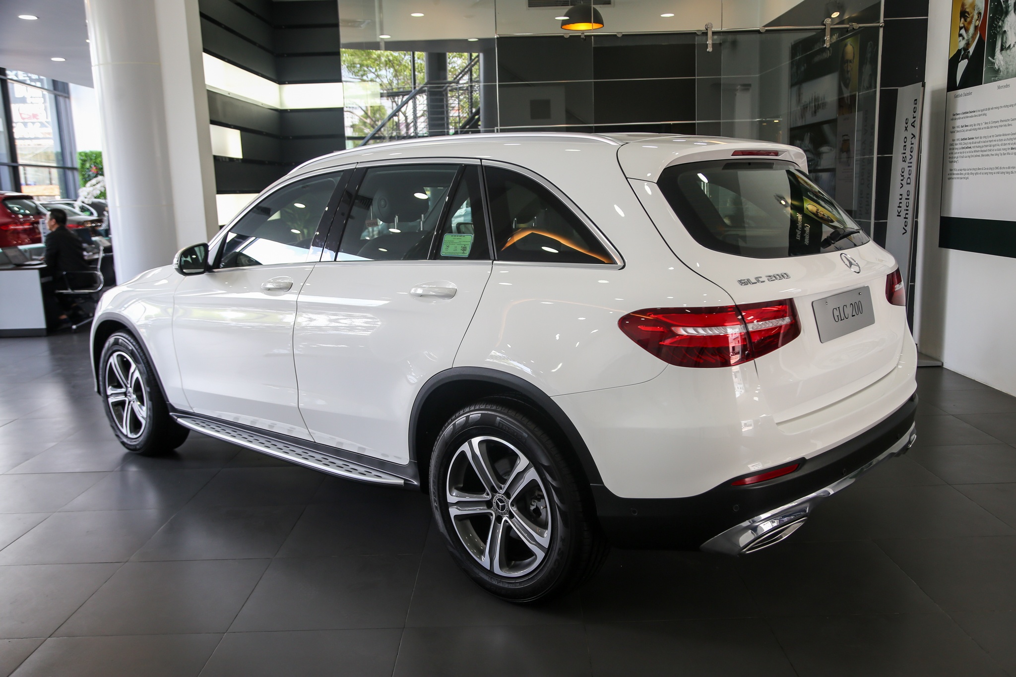ảnh Mercedes-Benz GLC200 ảnh 4 anh Mercedes-Benz GLC200 anh 4
