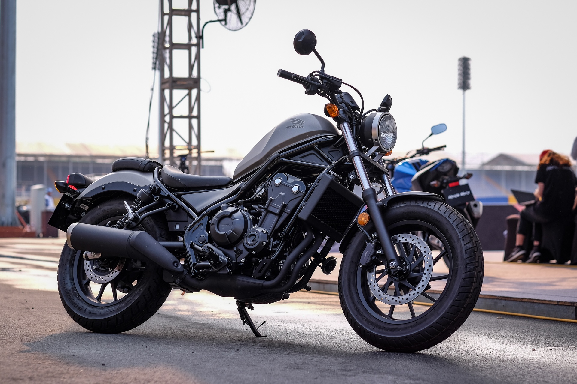 Honda Rebel 500 chinh hang gia 180 trieu dong tai Viet Nam hinh anh