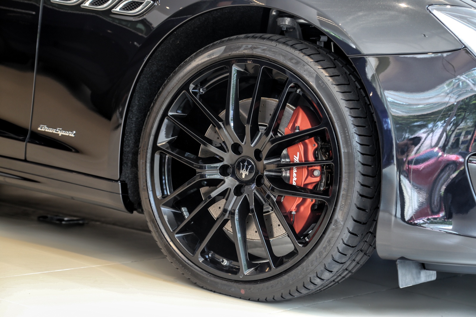 xe Maserati Quattroporte GranSport GTS anh 5