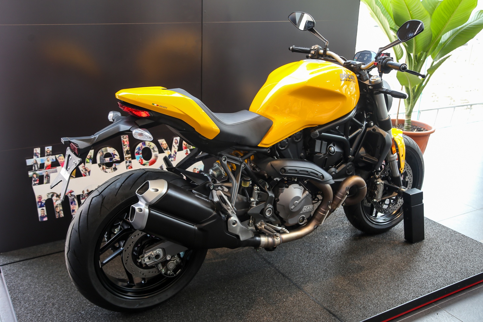 Ducati Monster 821 2018 ra mat anh 9