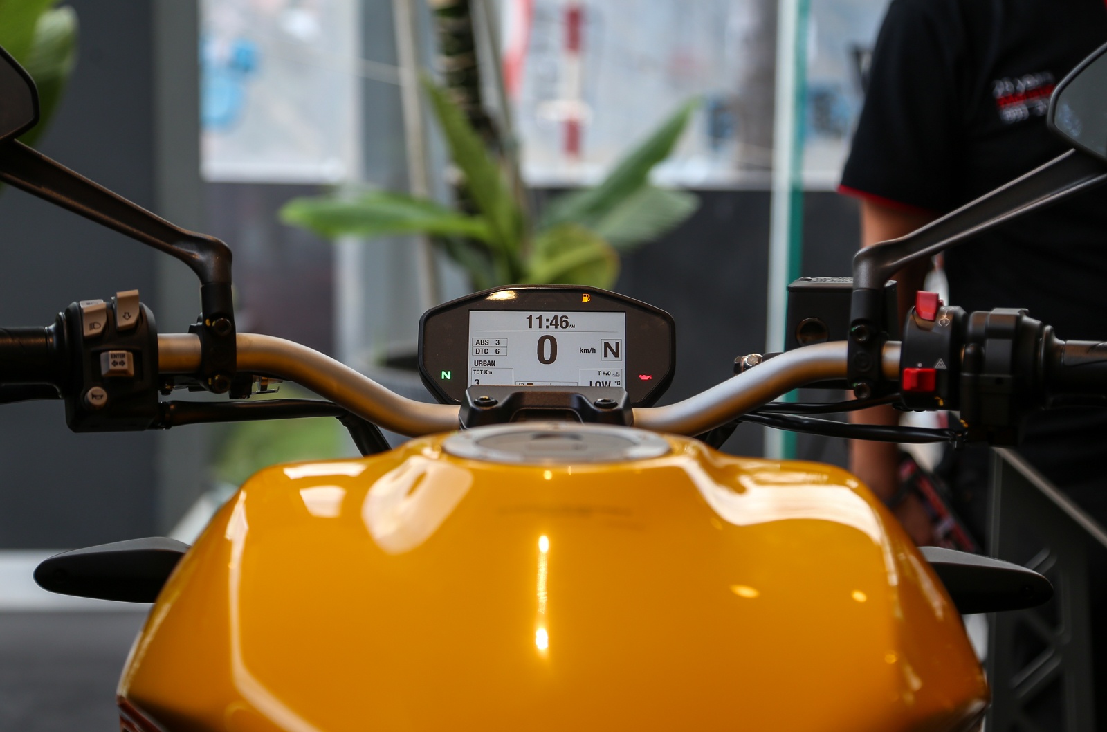 Ducati Monster 821 2018 ra mat anh 4