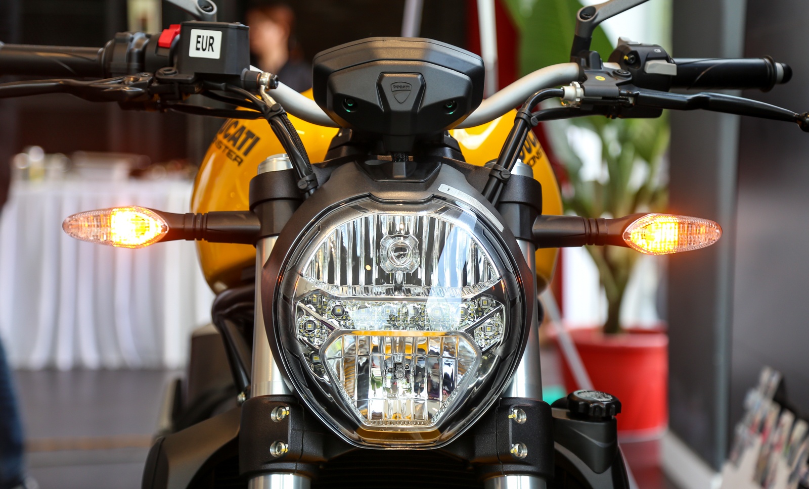 Ducati Monster 821 2018 ra mat anh 2