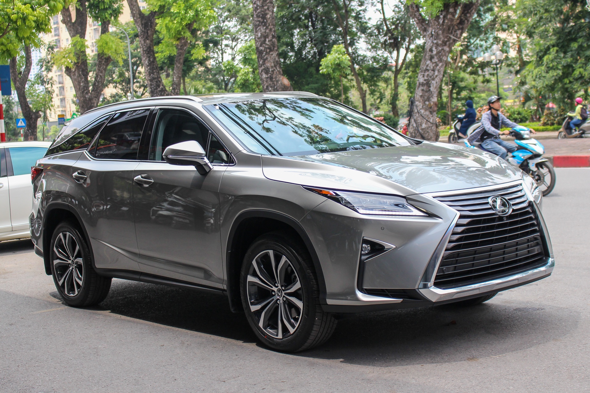 Lexus RX350 7 cho anh 13