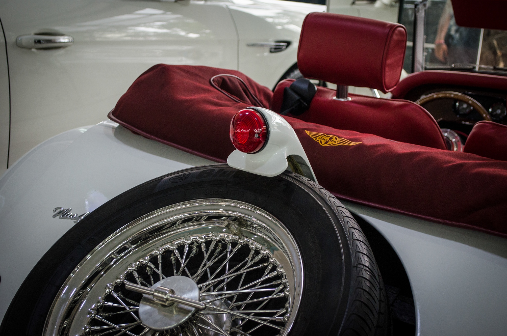 xe Morgan Plus 4 anh 8