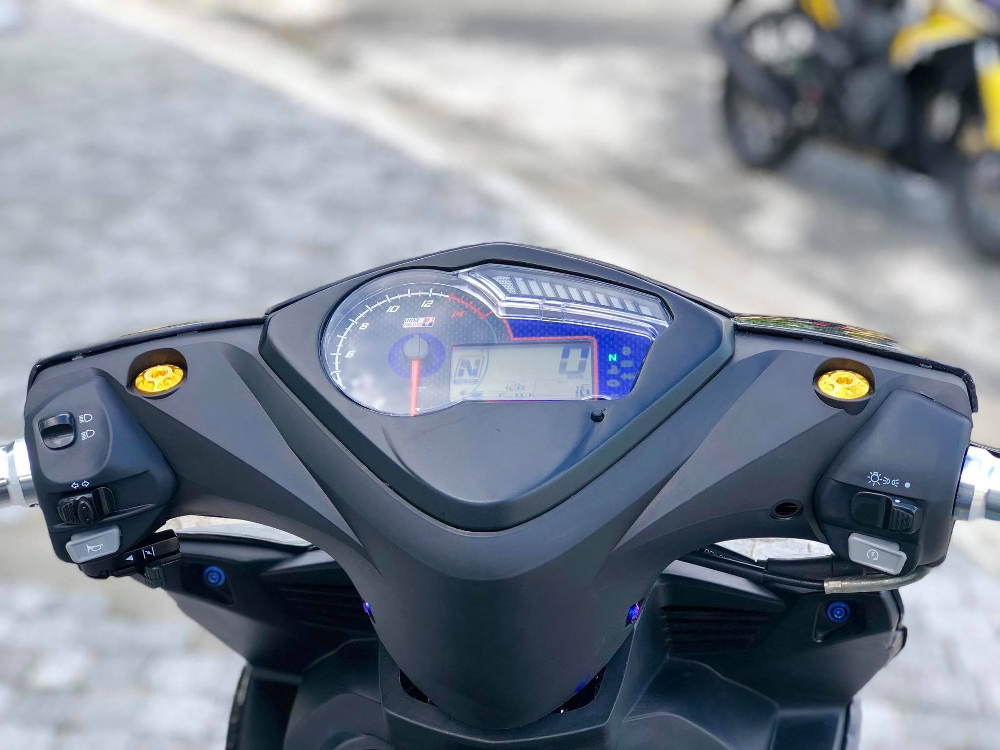 Yamaha Exciter do carbon anh 7