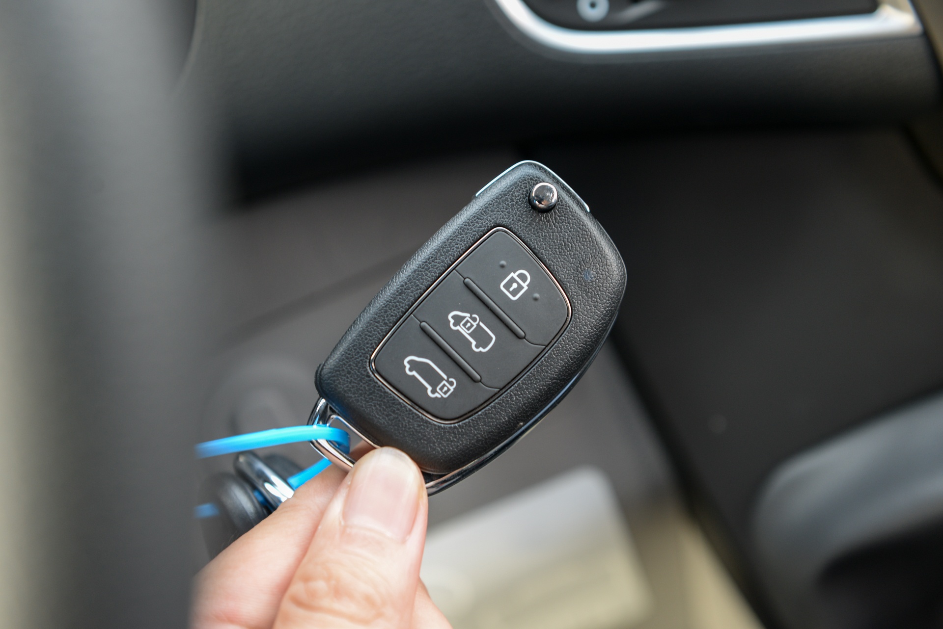 gia Hyundai Solati anh 10