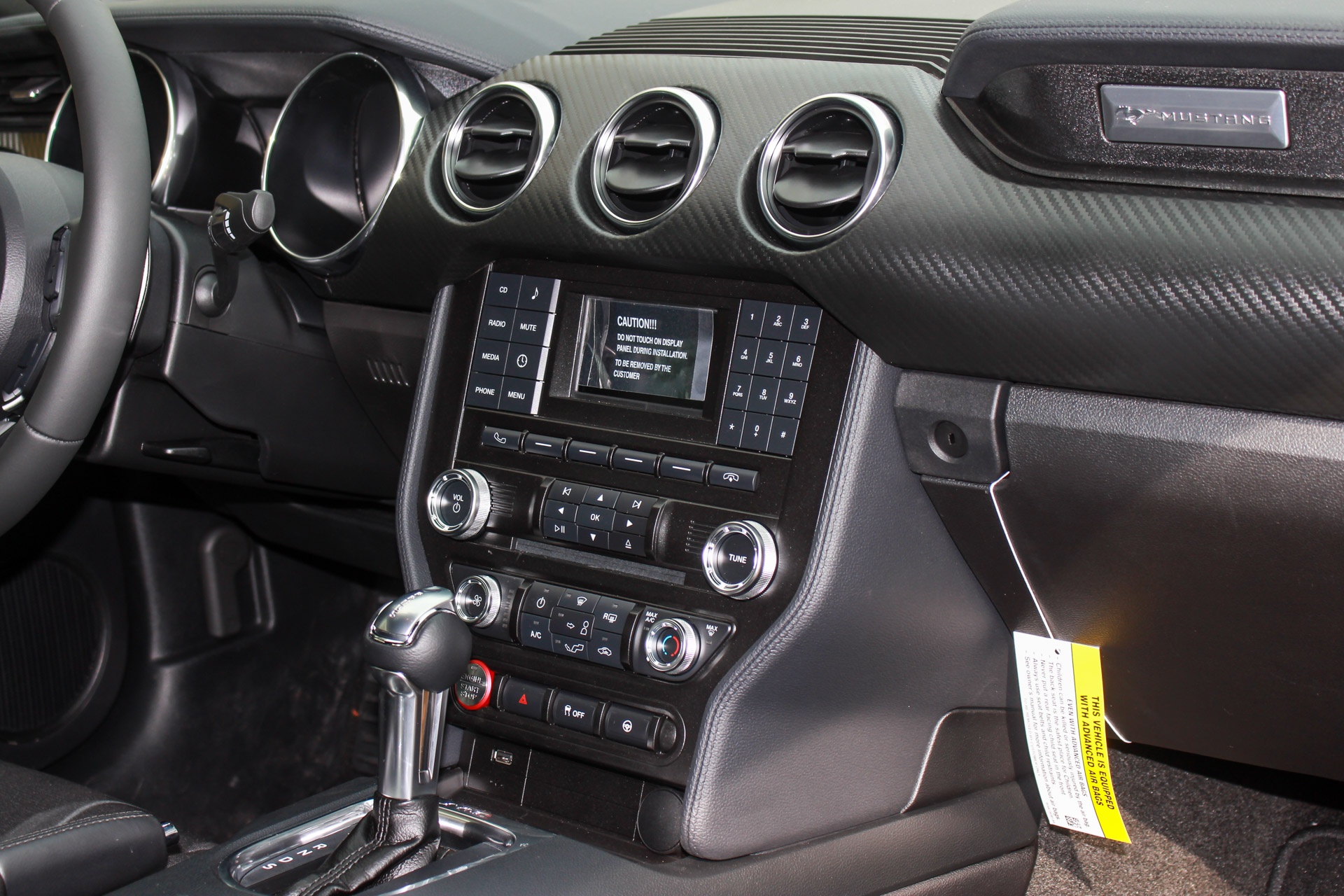 xe Ford Mustang 2018 anh 10