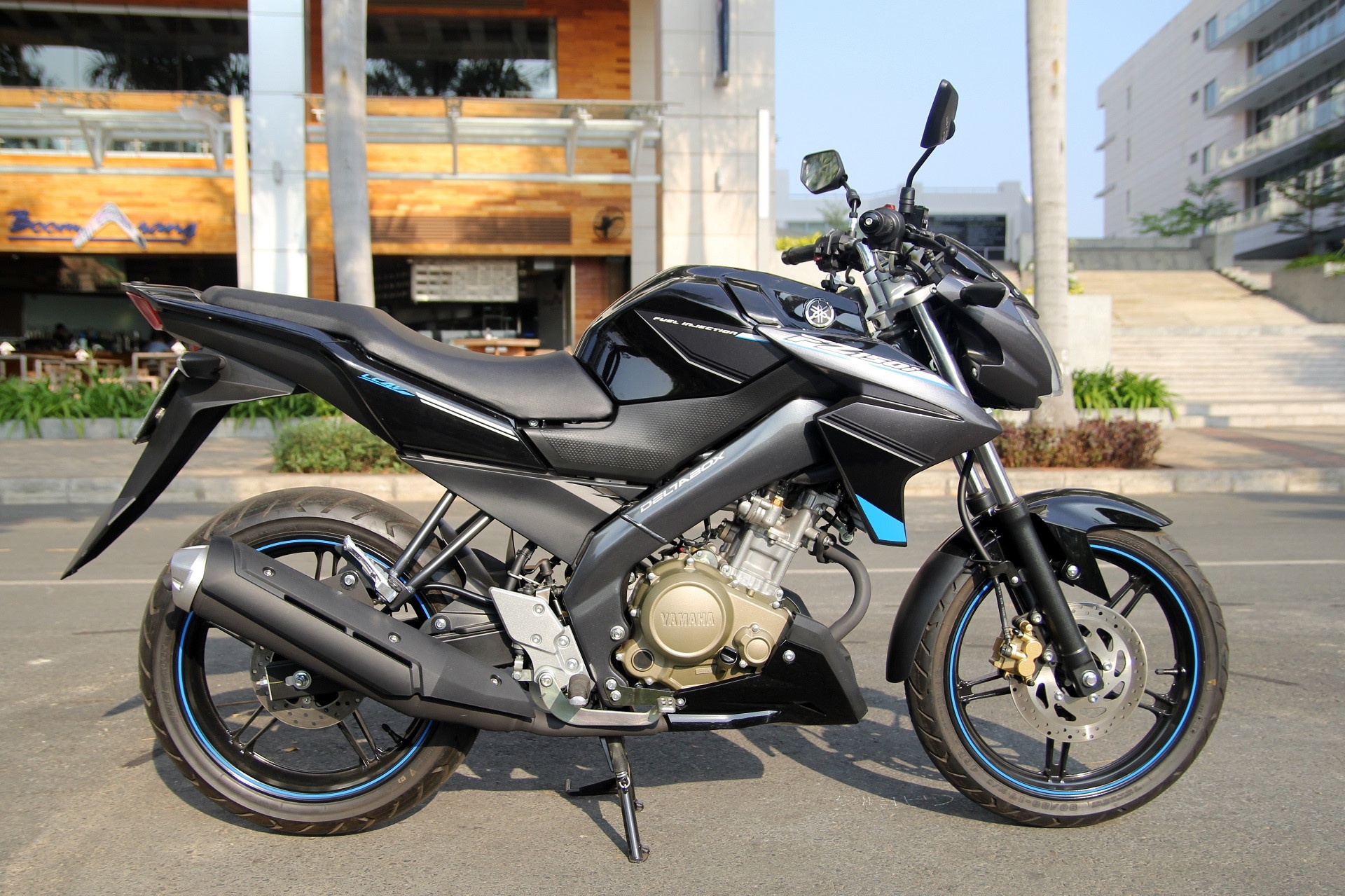 Yamaha khai tu FZ150i anh 2