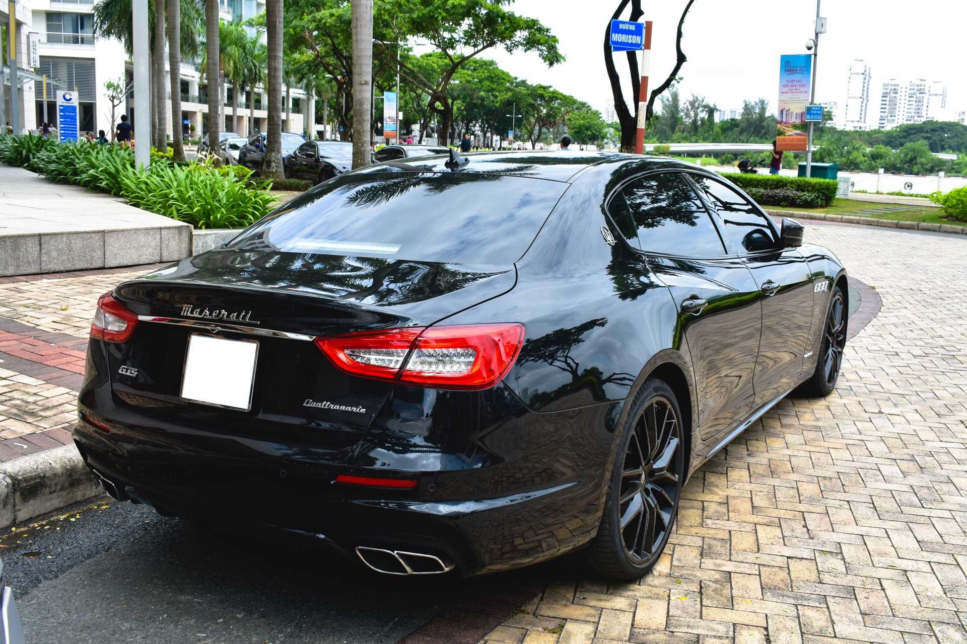 xe Maserati anh 4
