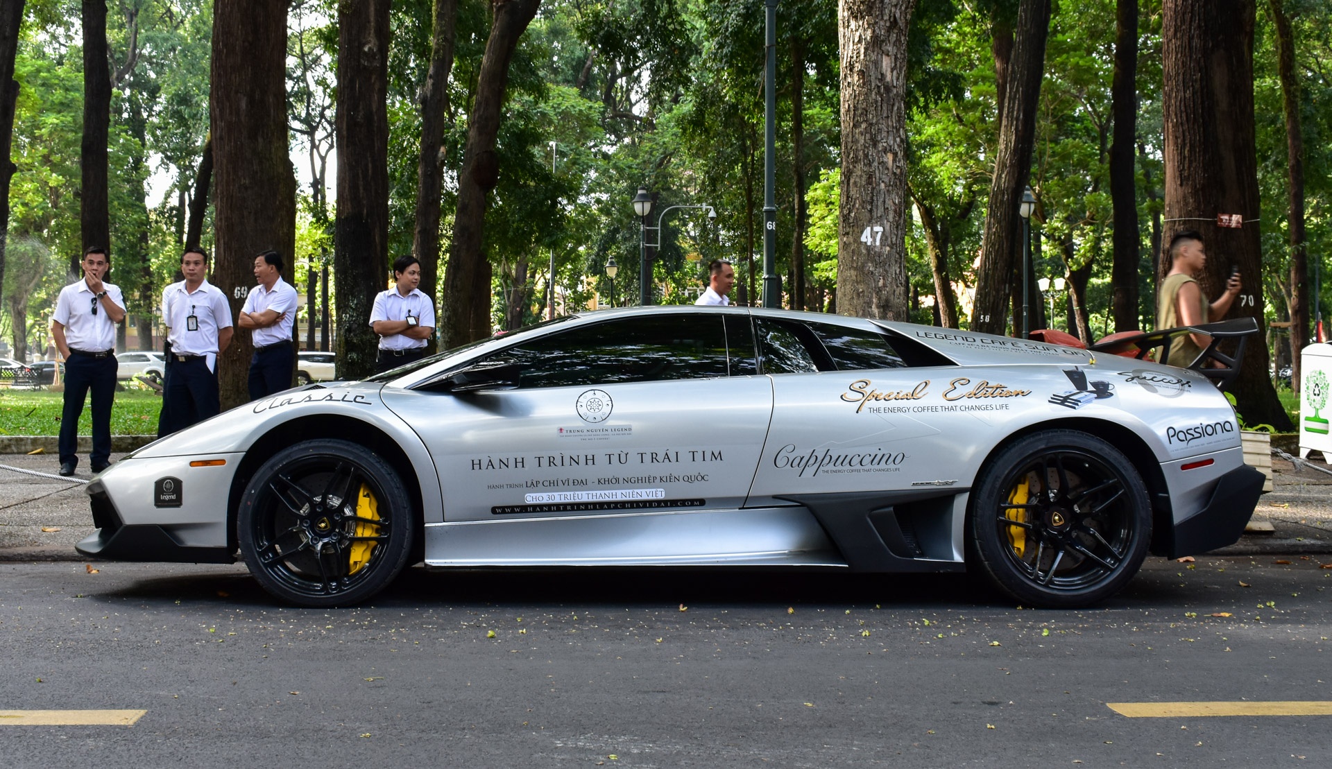 hanh trinh sieu xe anh 10