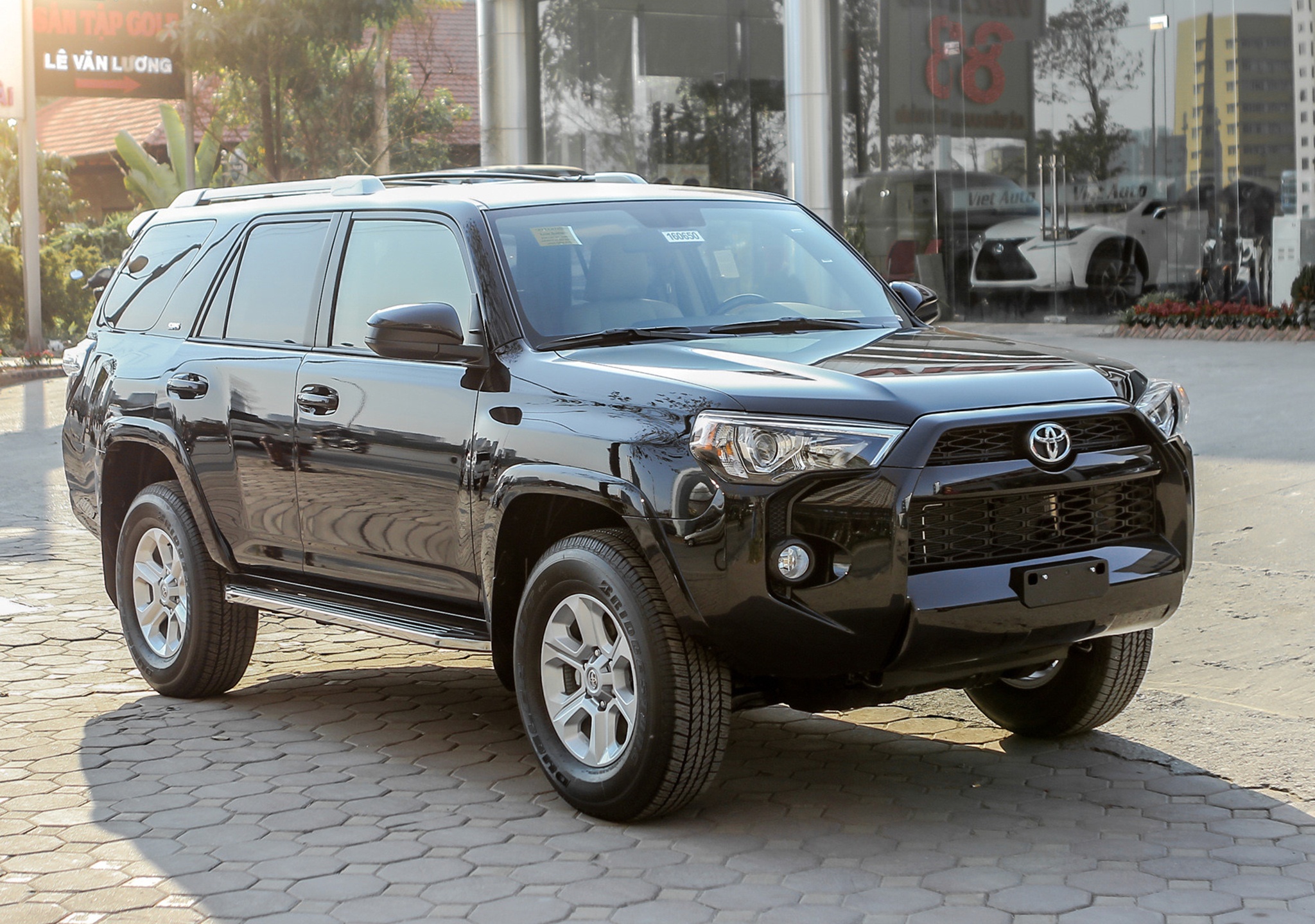 5 mau SUV 7 cho nhap khau it nguoi biet den tai Viet Nam hinh anh