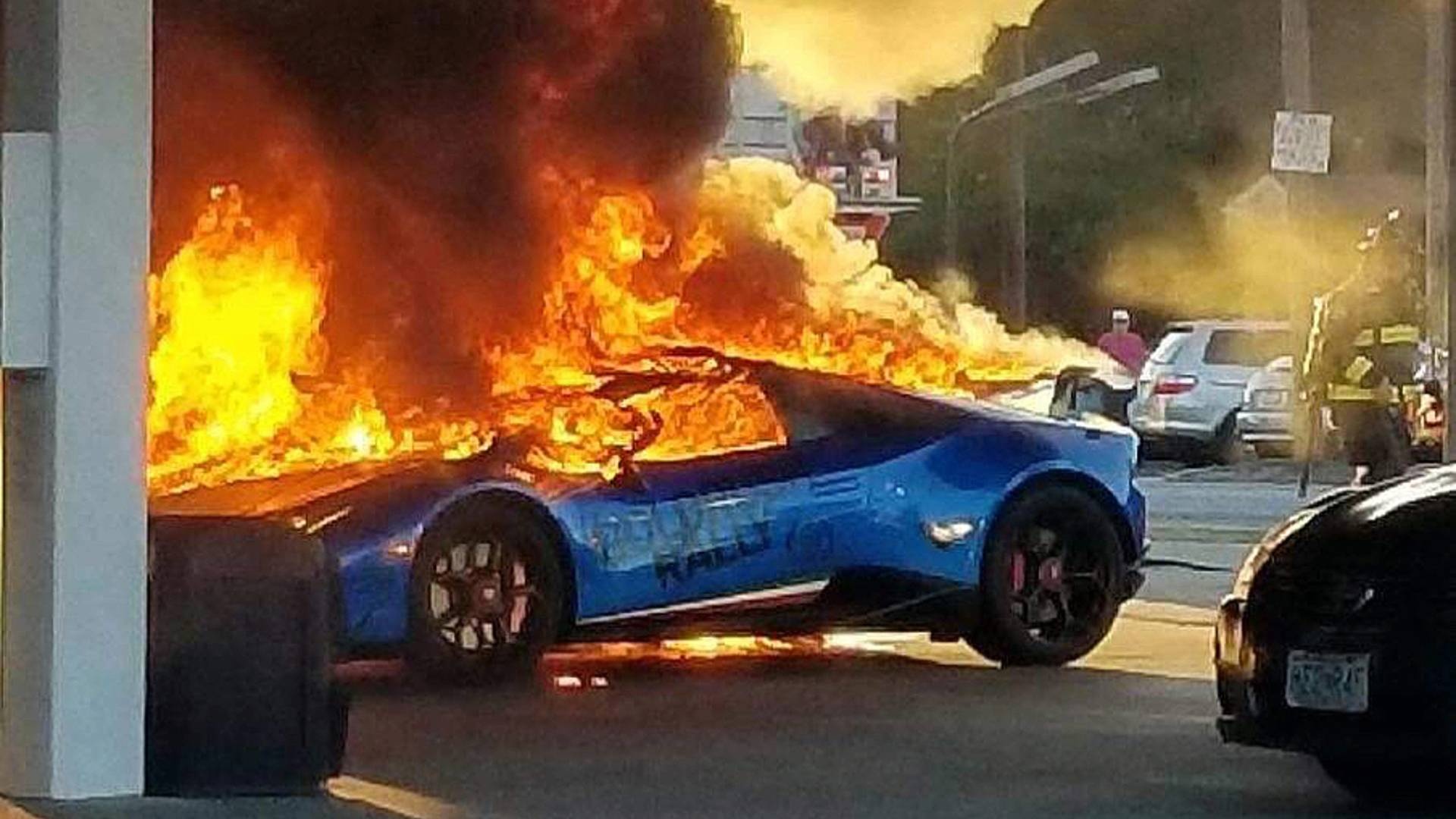 Lamborghini Huracan Performante chay rui o tram xang hinh anh