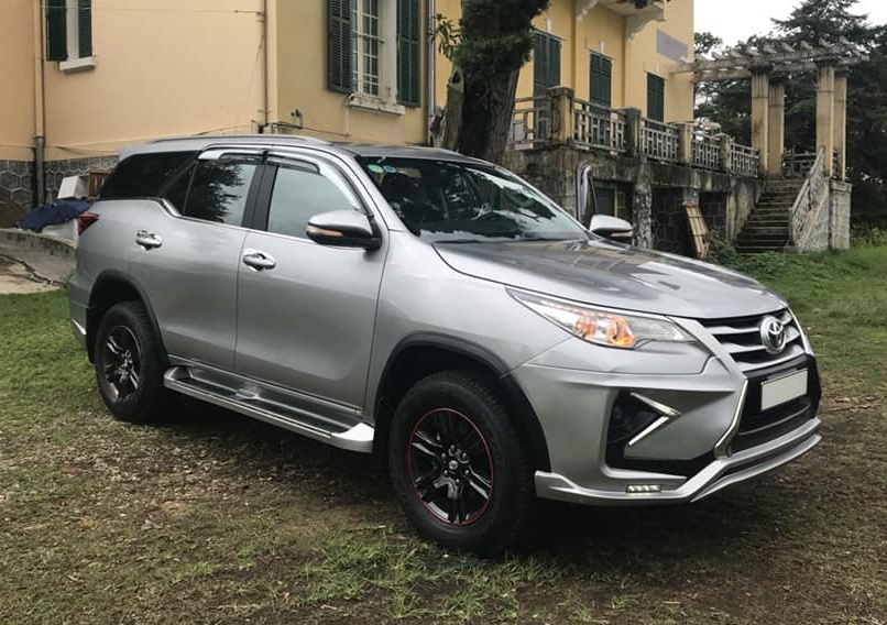 giá Toyota Fortuner cũ ảnh 1 gia Toyota Fortuner cu anh 1