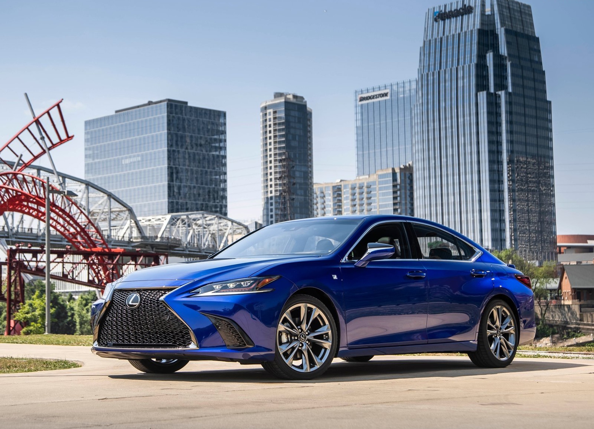 gia Lexus ES 2019 anh 1