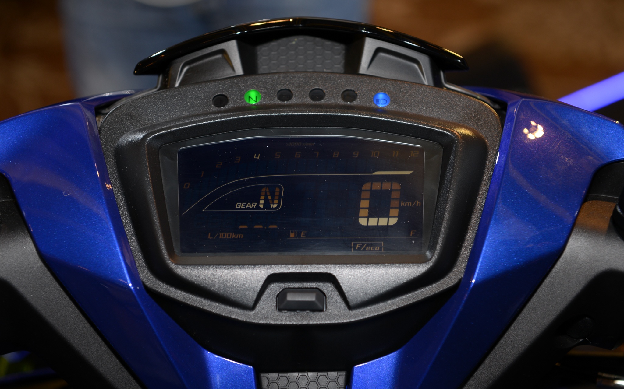 gia Yamaha Exciter 2018 anh 4