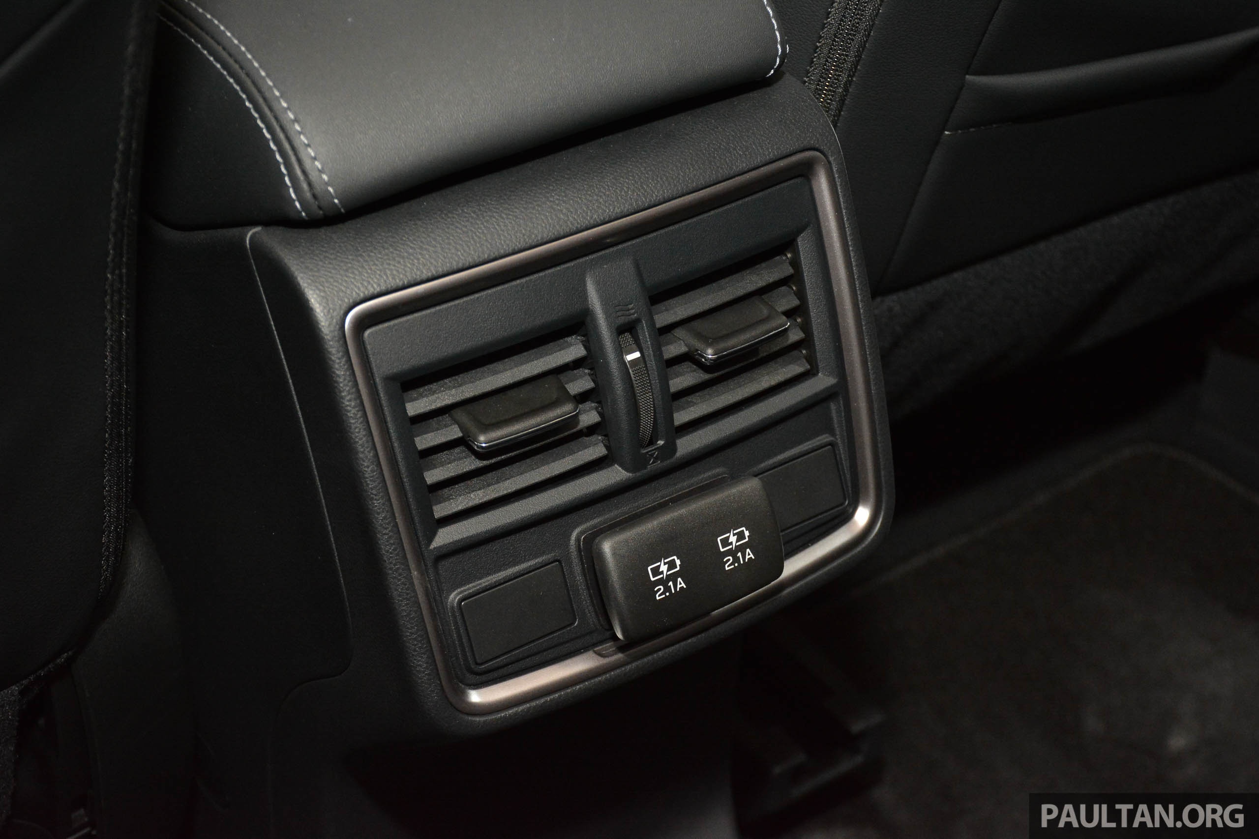 xe Subaru Forester 2019 anh 13