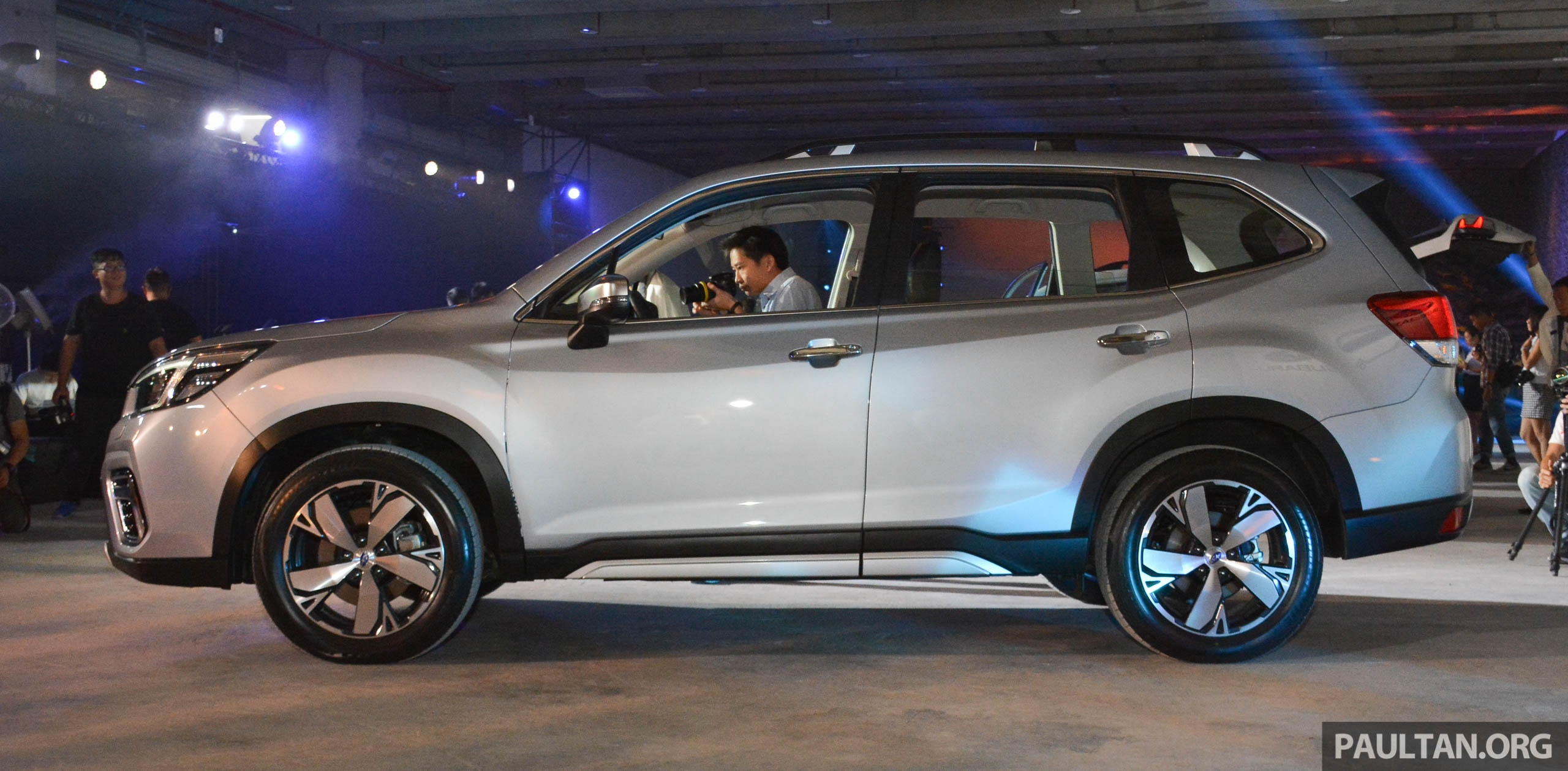 xe Subaru Forester 2019 anh 4