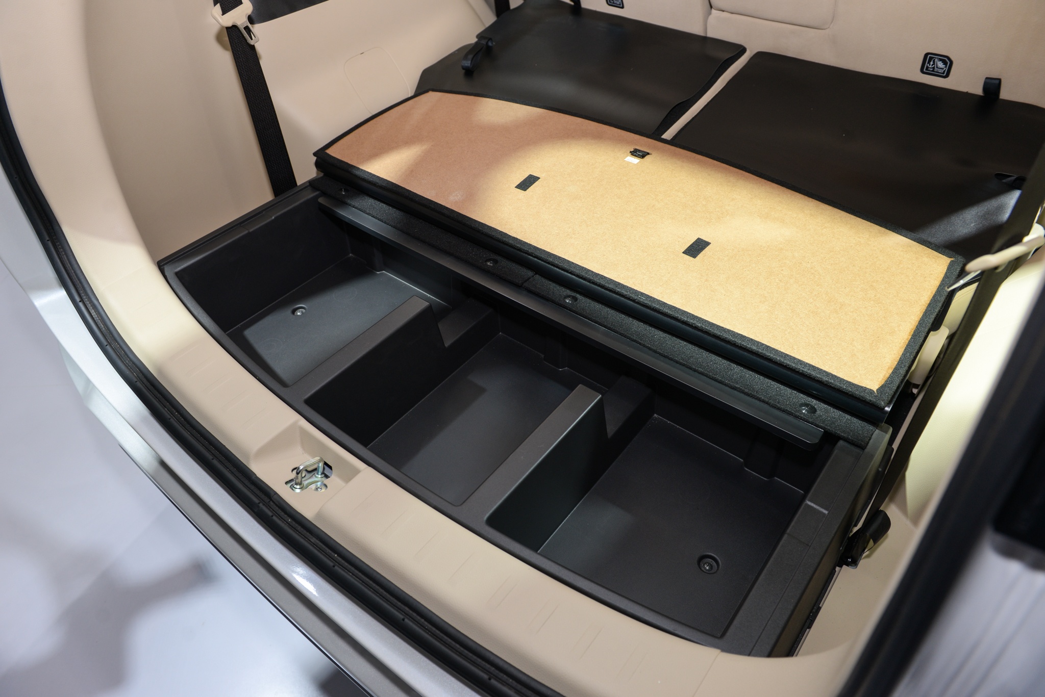 gia Mitsubishi Xpander anh 10