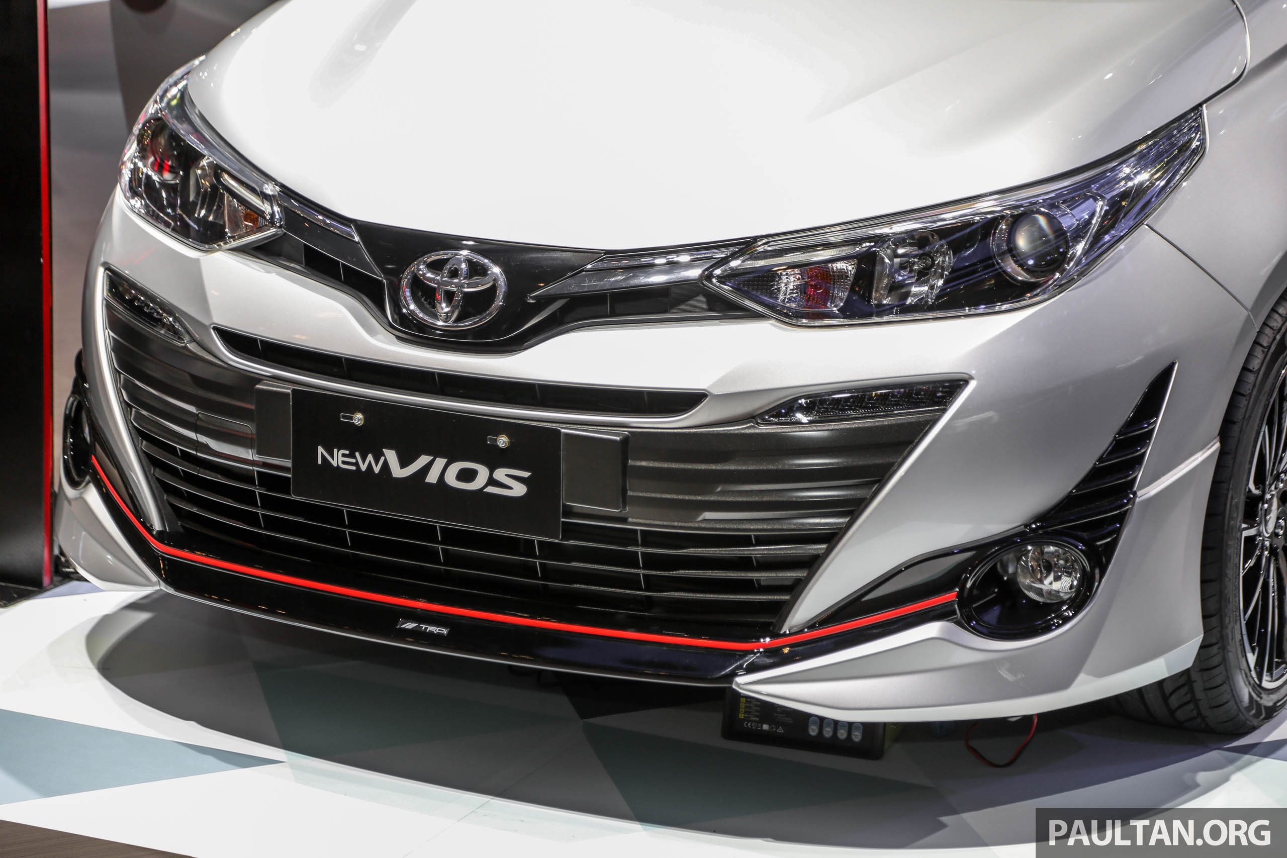 gia Toyota Vios TRD 2018 anh 3