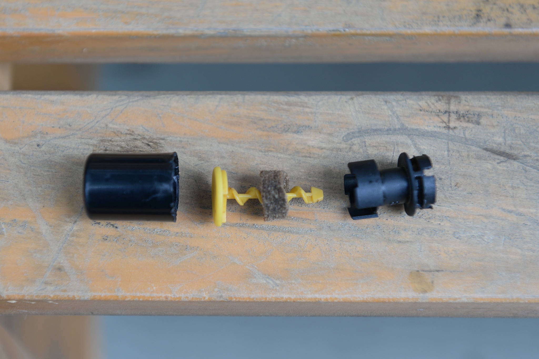 GLC bi nuoc vao cau truoc anh 1