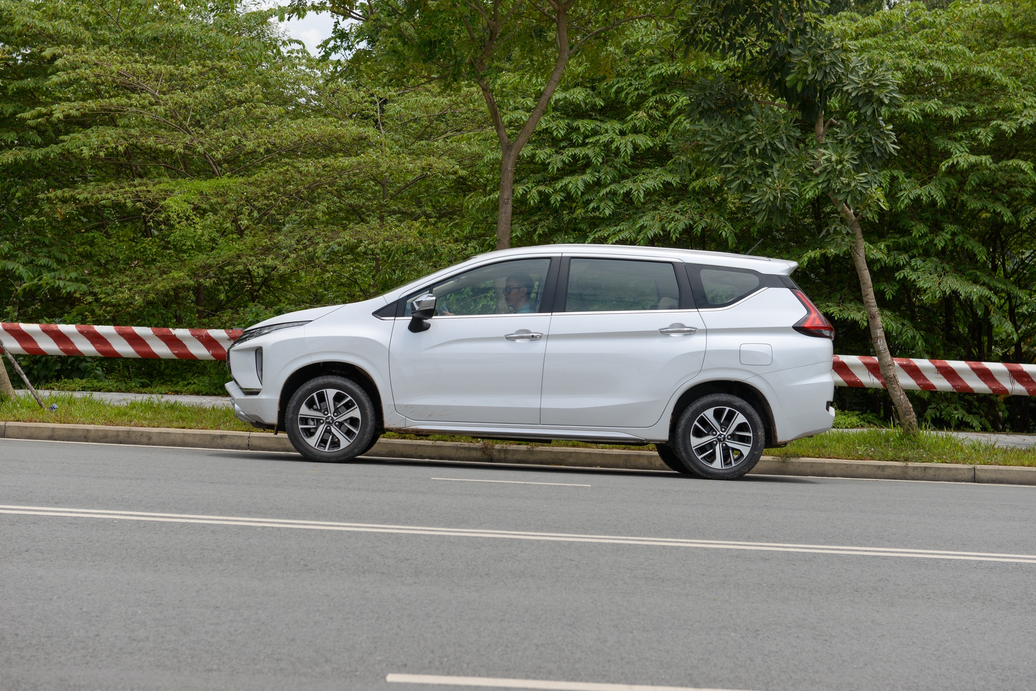 đánh giá Mitsubishi Xpander ảnh 16 danh gia Mitsubishi Xpander anh 16