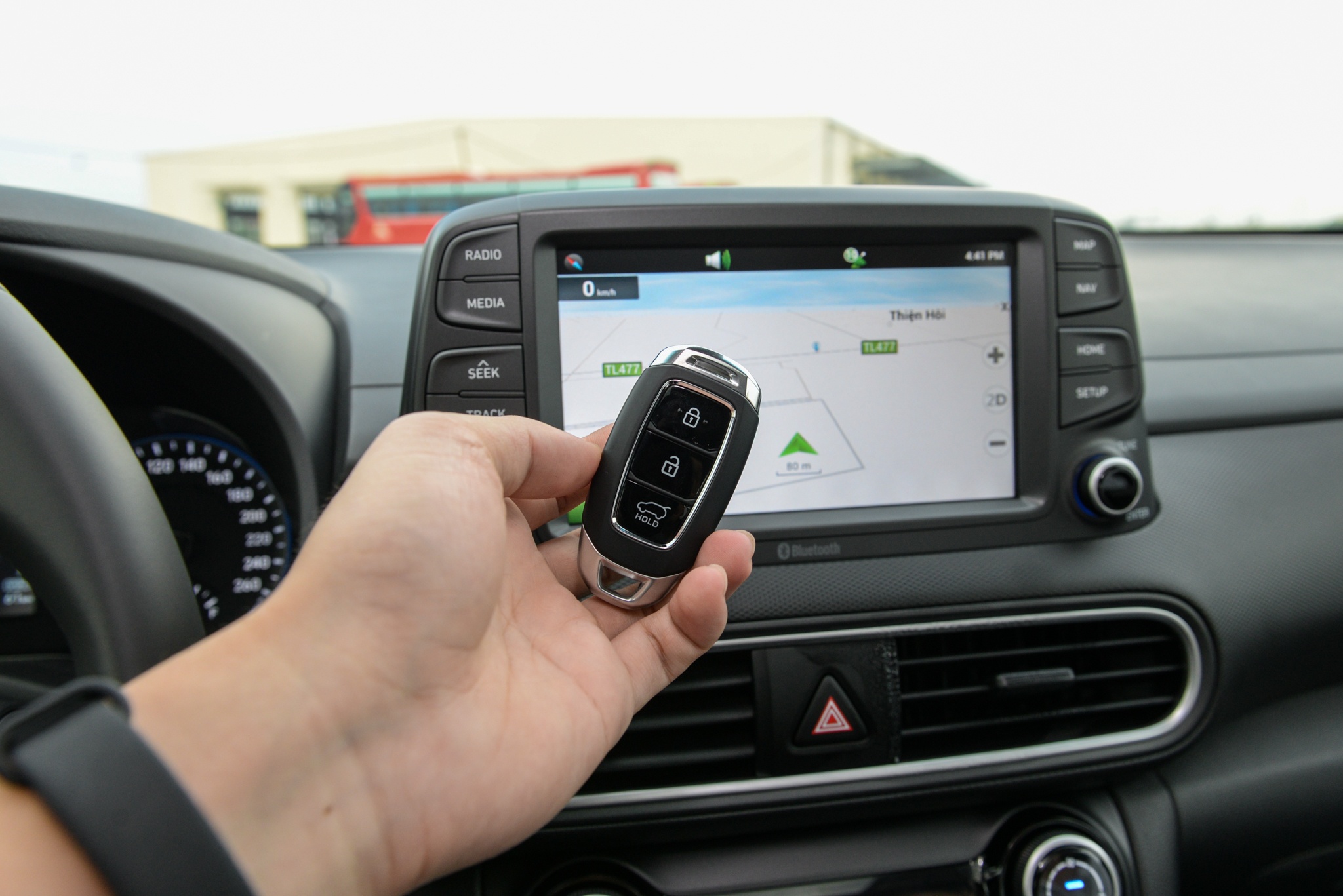 gia Hyundai Kona anh 13