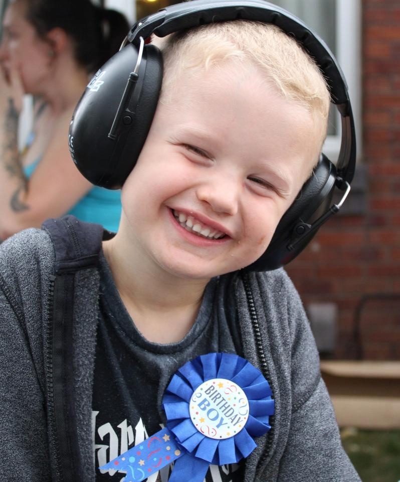 oto dieu hanh mung sinh nhat anh 6