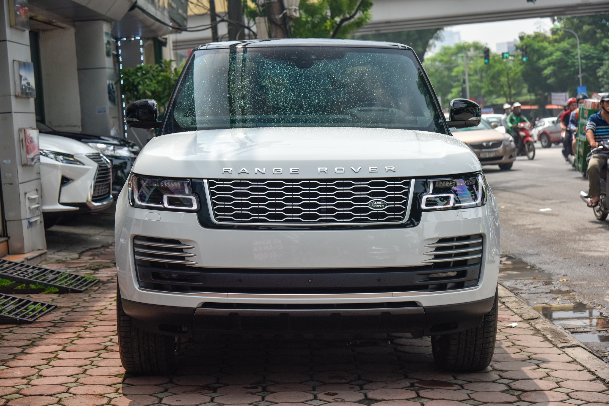 xe Range Rover Autobiography LWB anh 2