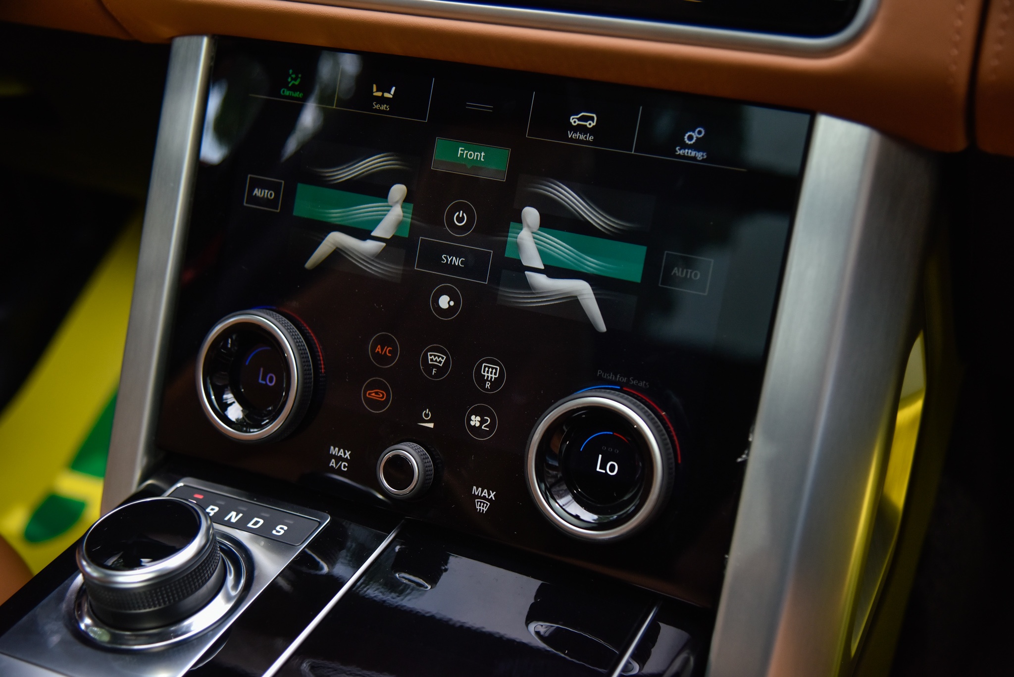 xe Range Rover Autobiography LWB anh 11