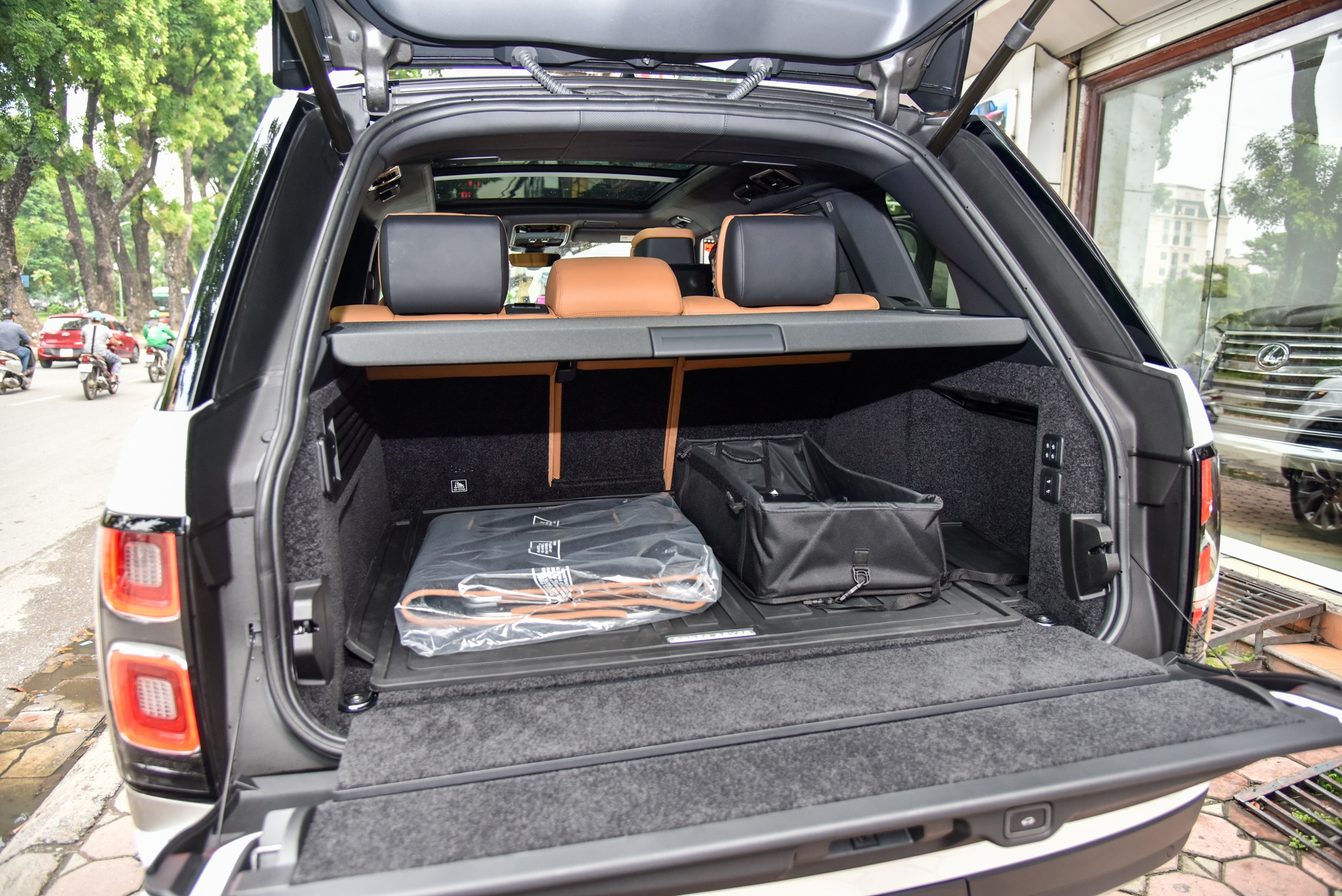 xe Range Rover Autobiography LWB anh 7