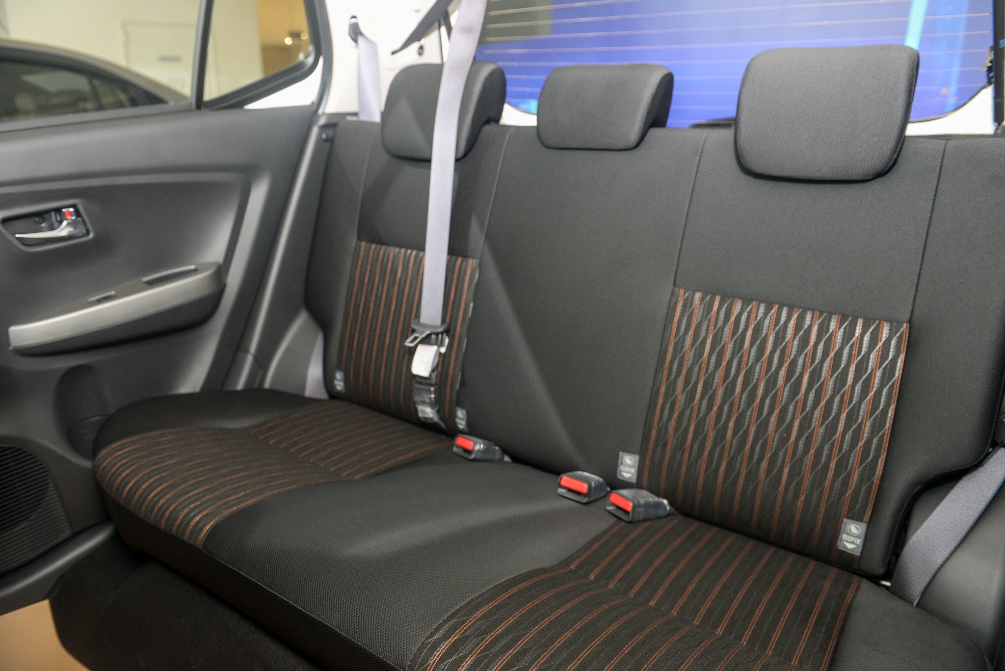 gia Toyota Wigo anh 14