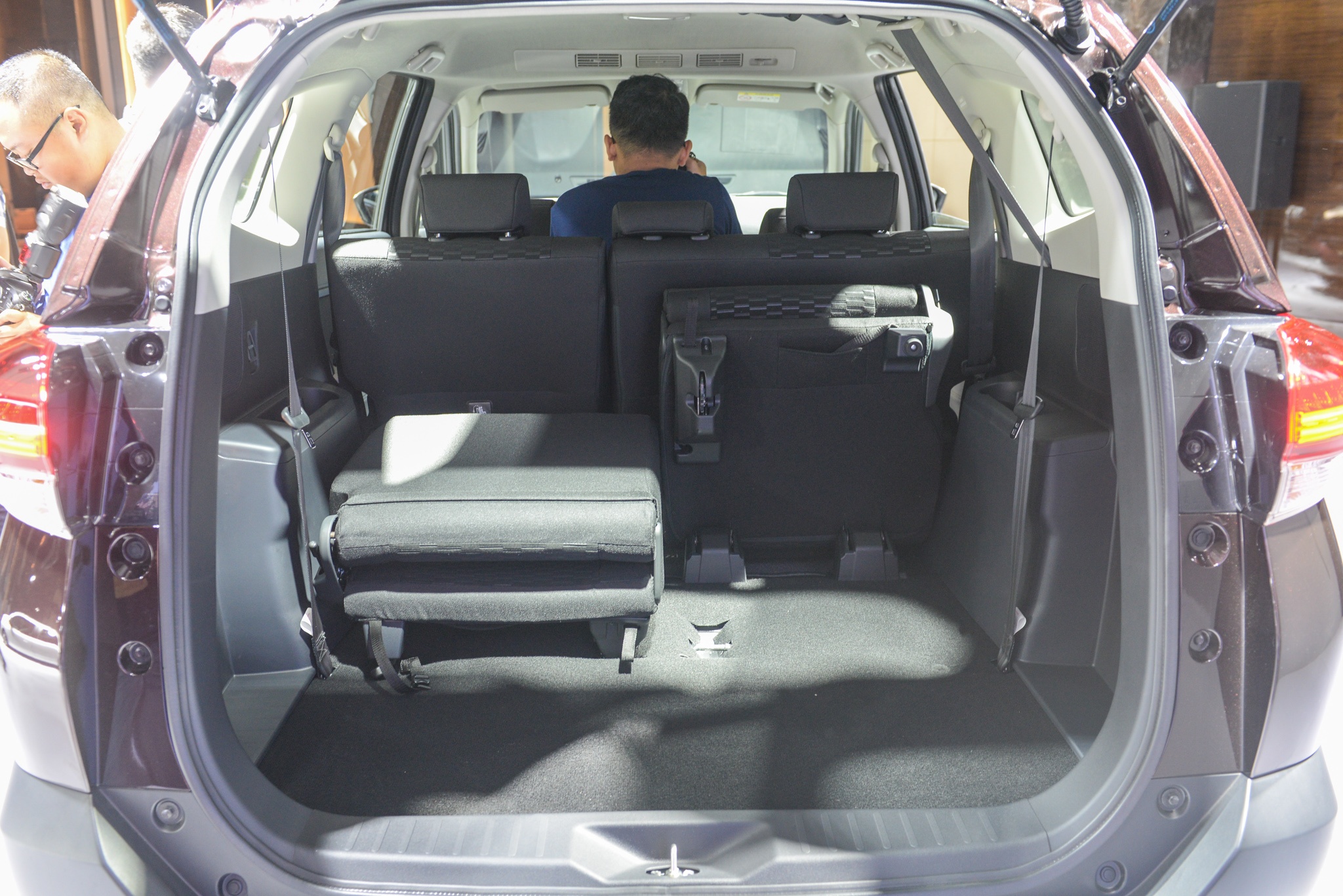 gia Toyota Rush anh 15