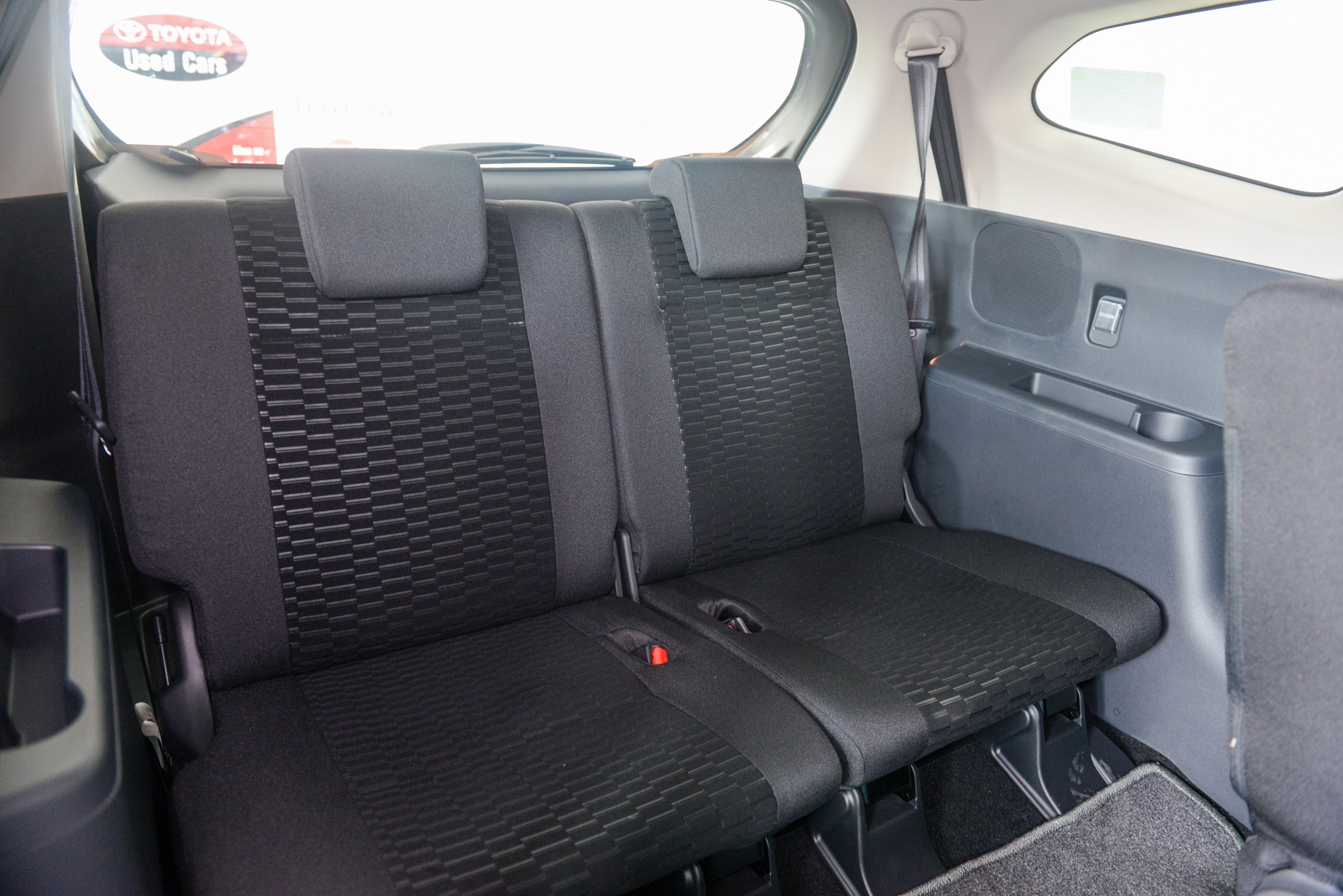 gia Toyota Rush anh 25