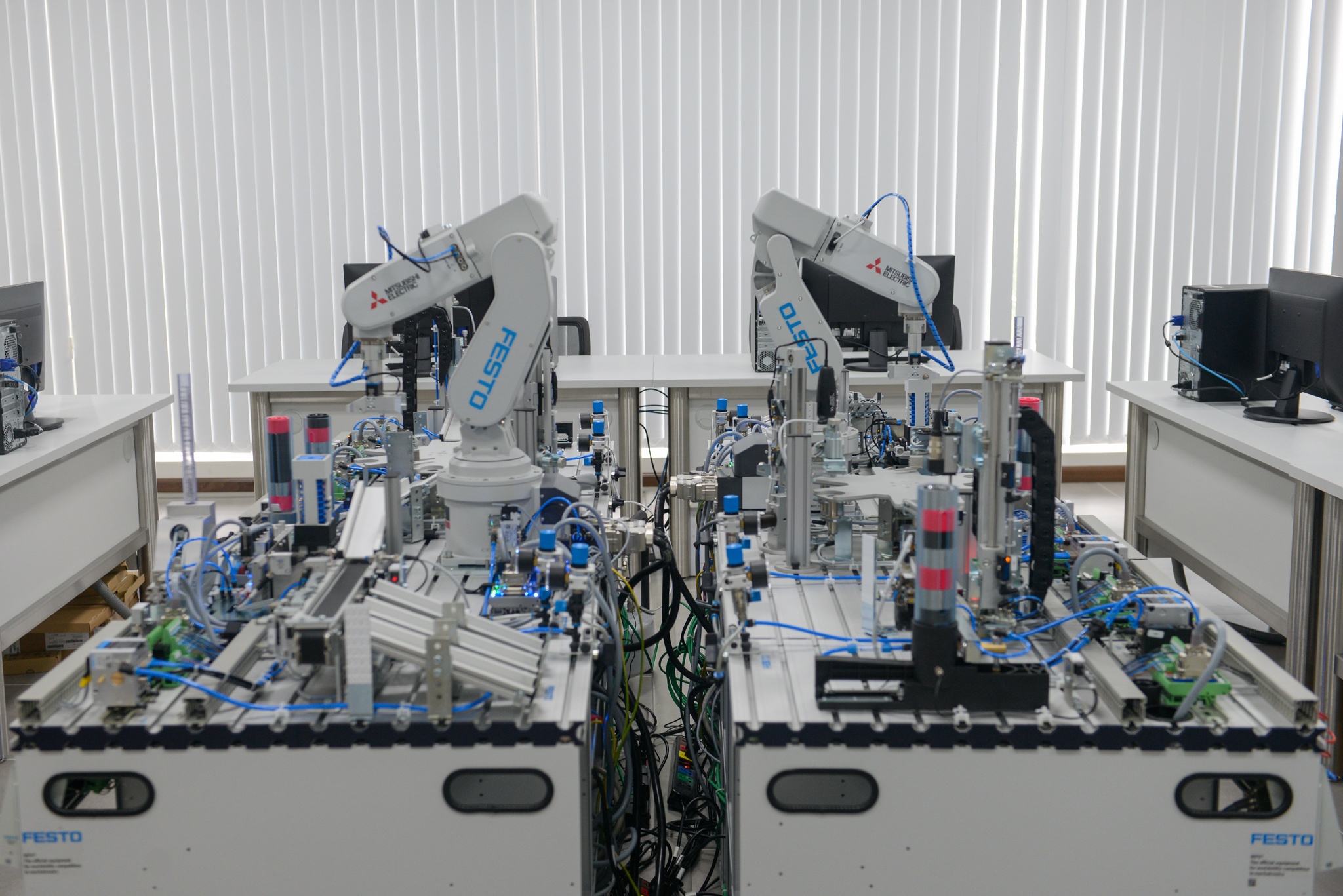 nha may Vinfast anh 11