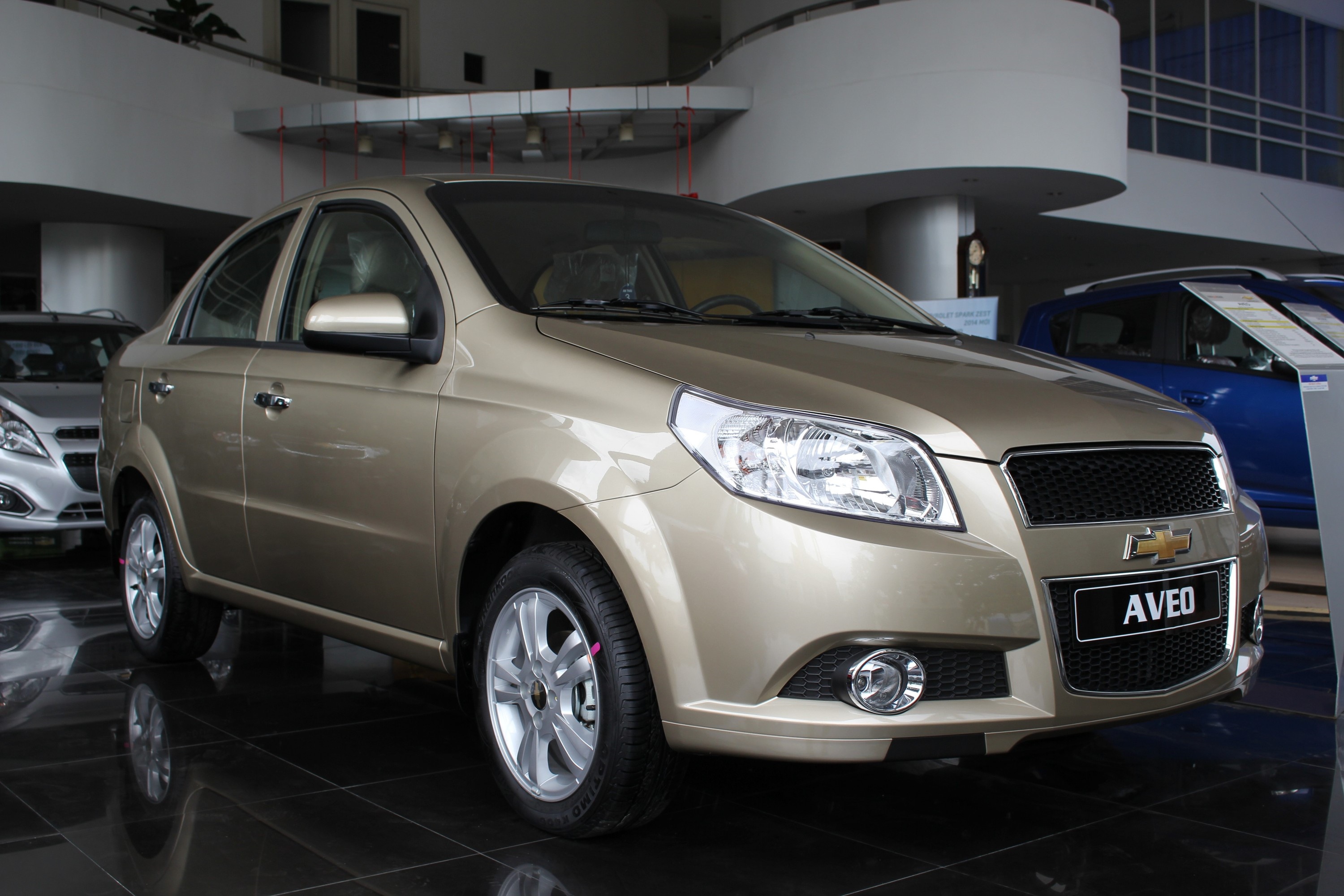 giá Chevrolet Aveo ảnh 1 gia Chevrolet Aveo anh 1