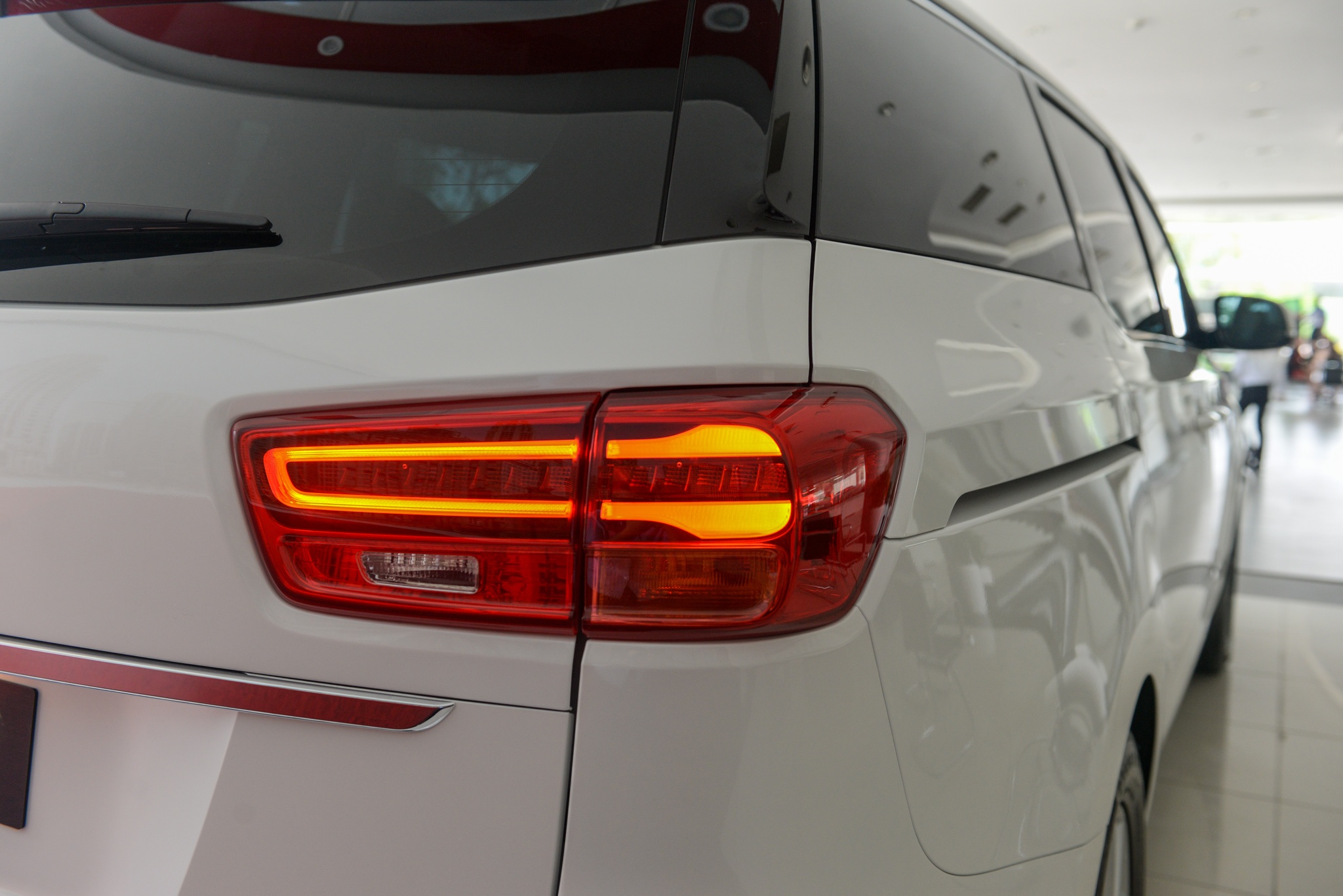 gia Kia Sedona 2018 anh 7