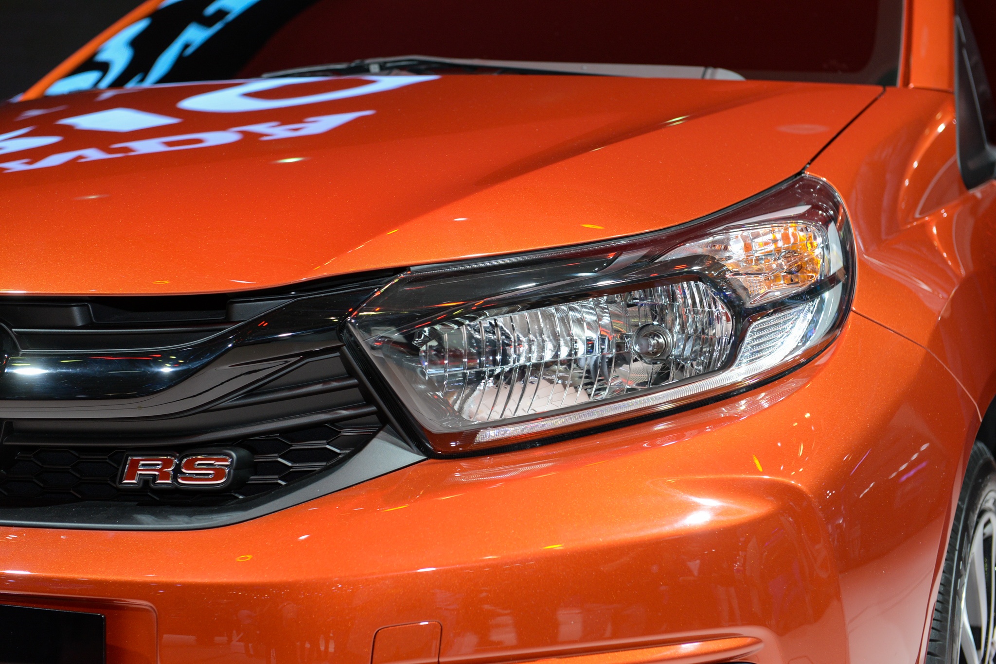 can canh Honda Brio anh 3