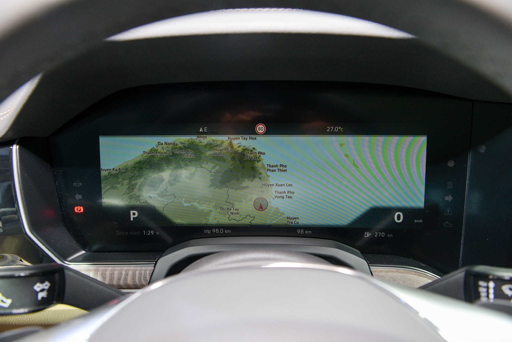 xe Volkswagen Touareg anh 11