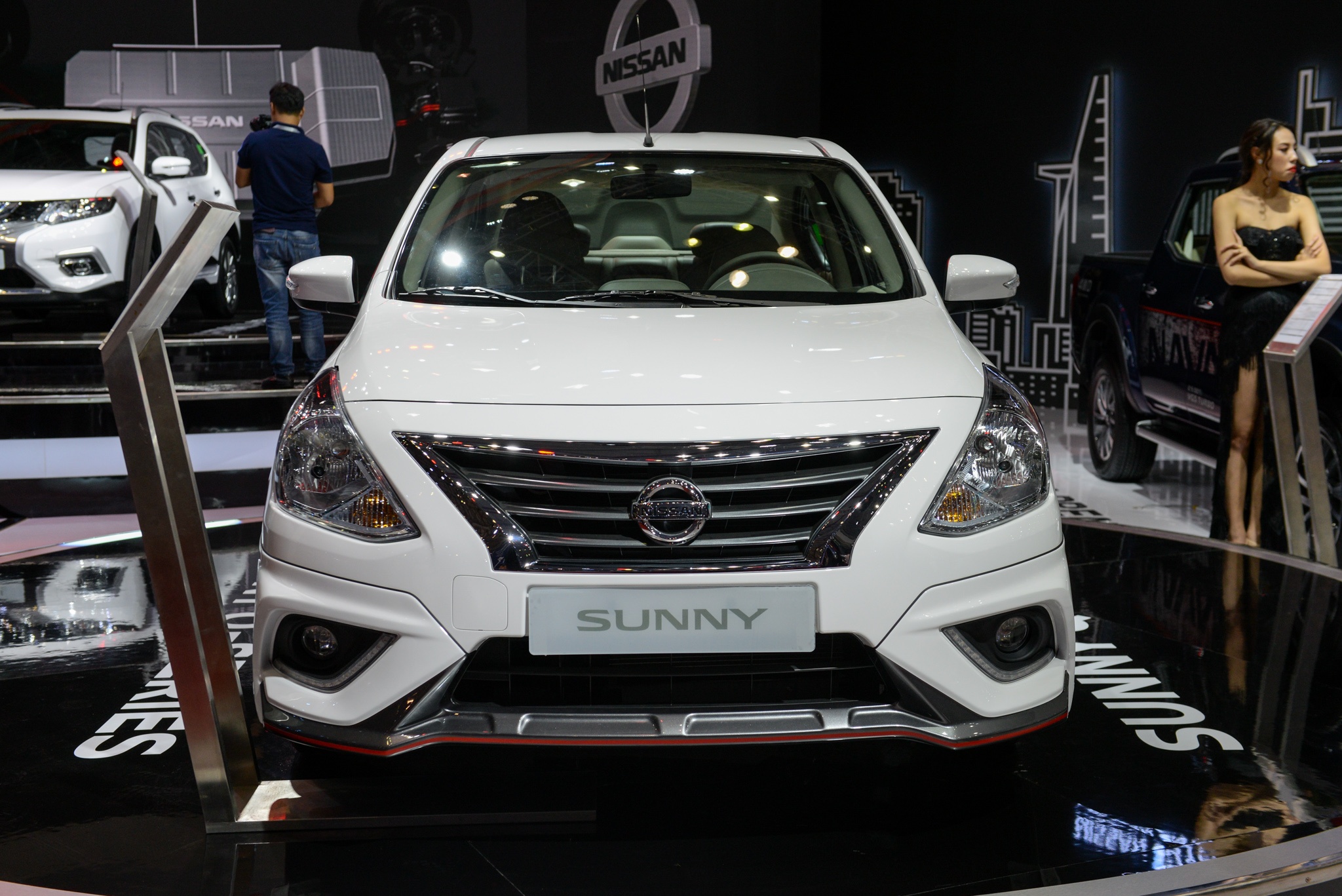 giá Nissan Sunny 2018 ảnh 2 gia Nissan Sunny 2018 anh 2