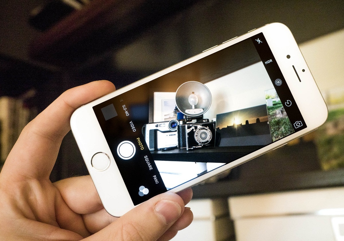 co nen mua iPhone 6S anh 6