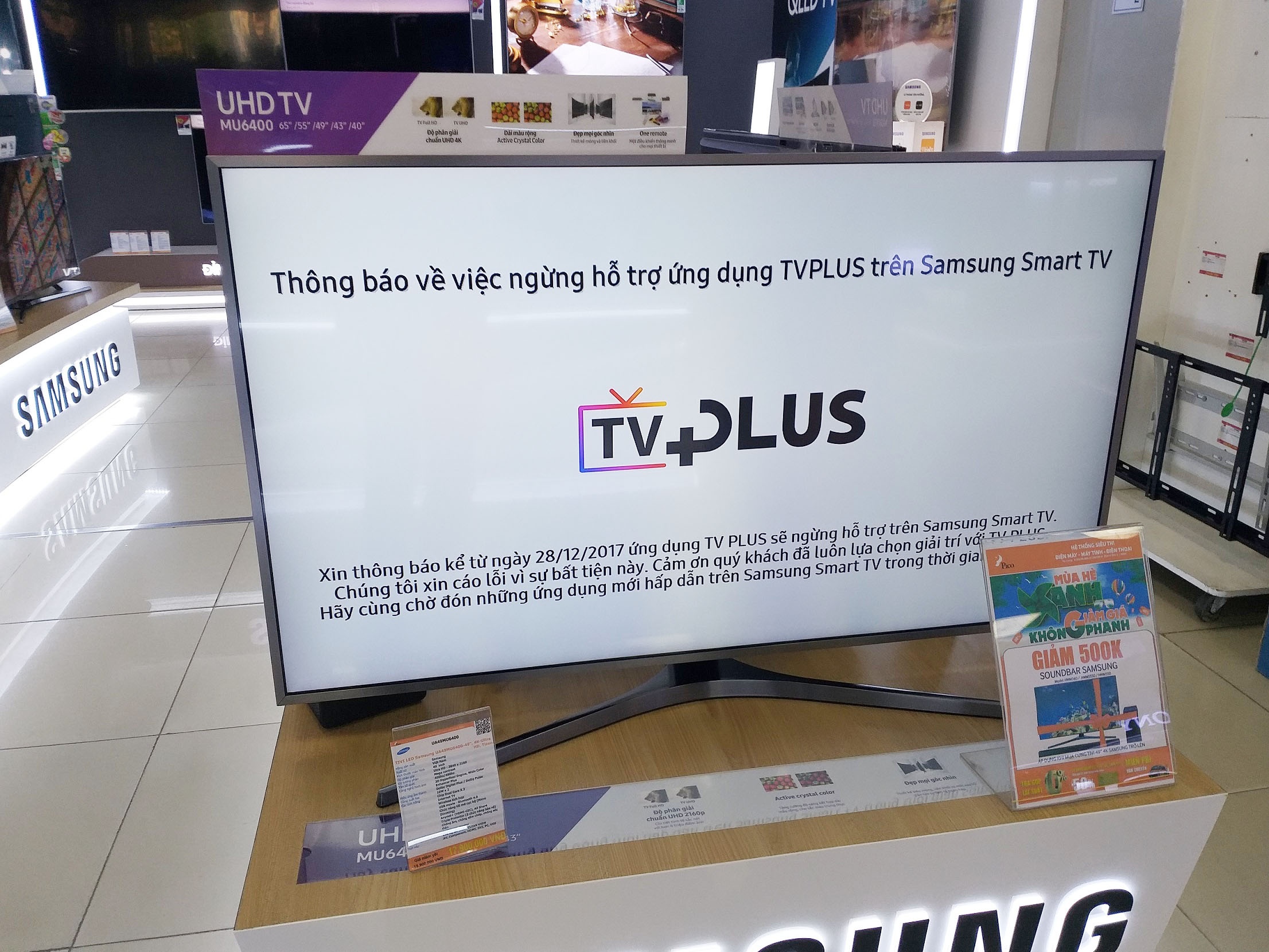 Thi truong TV dong loat giam gia mua World Cup anh 2