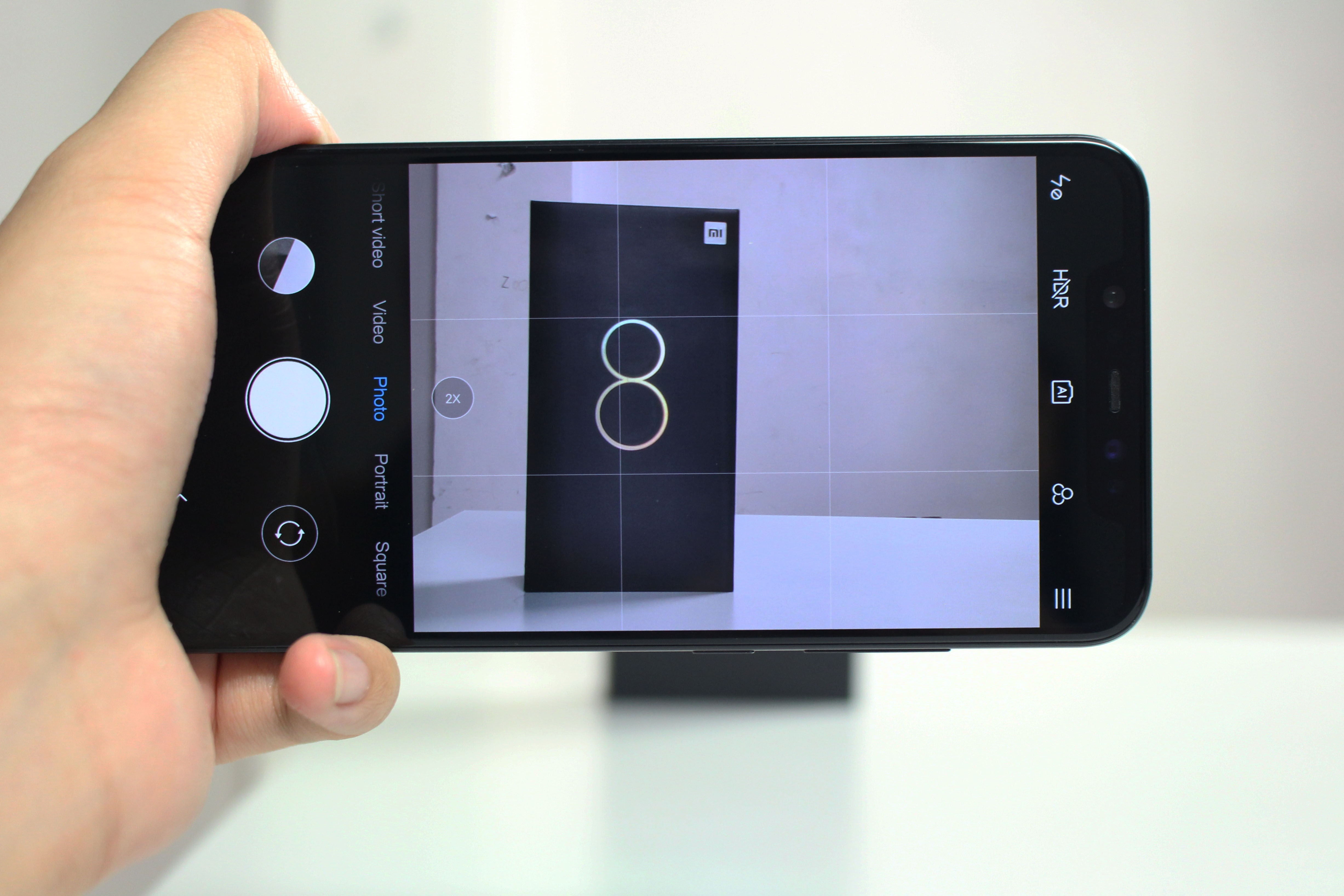 Trai nghiem Xiaomi Mi 8 tai Viet Nam anh 7