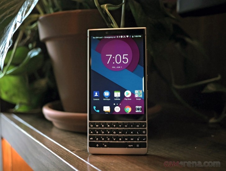 anh BlackBerry KEY2 anh 12