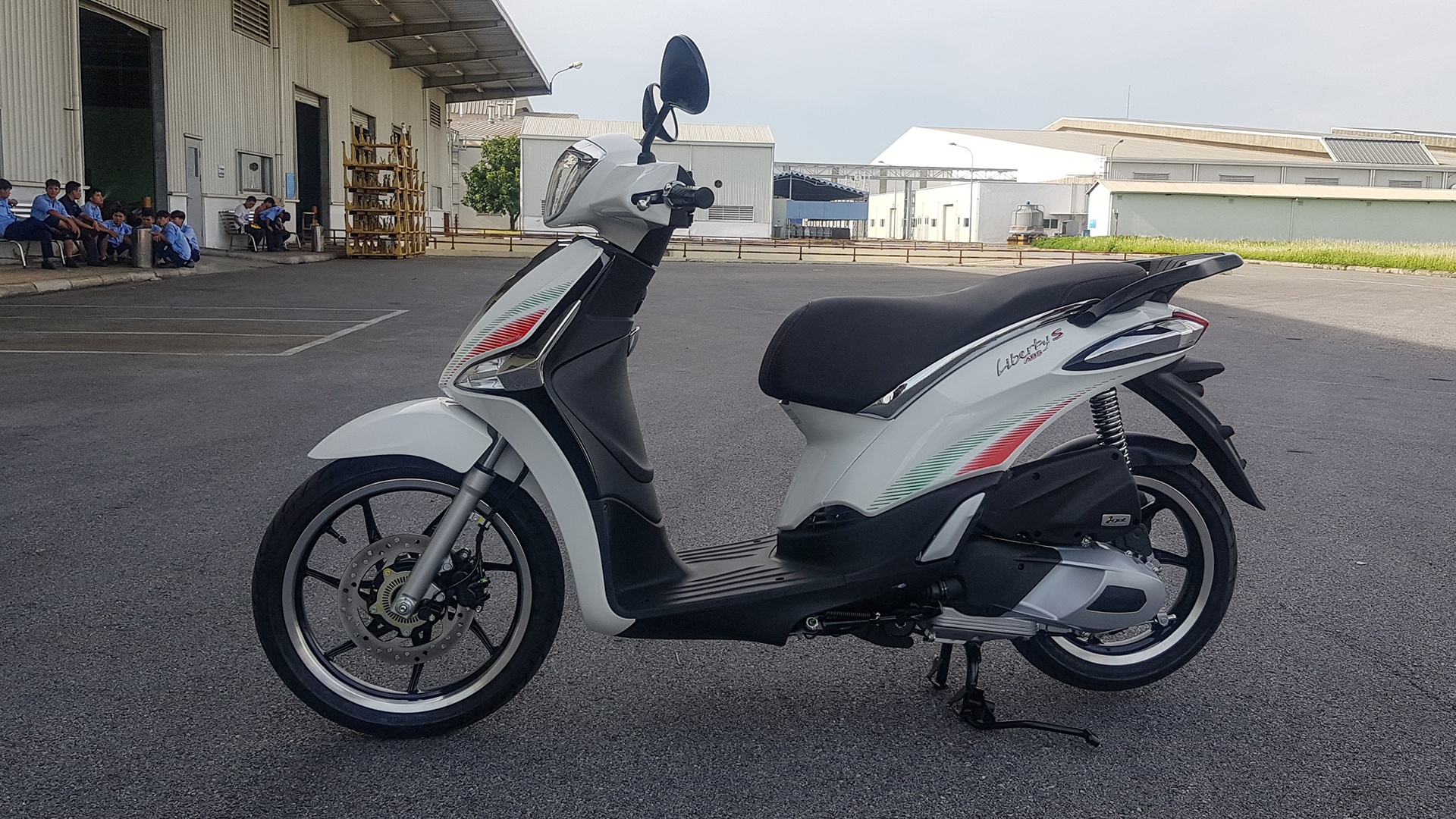 Piaggio Liberty ban dac biet anh 1