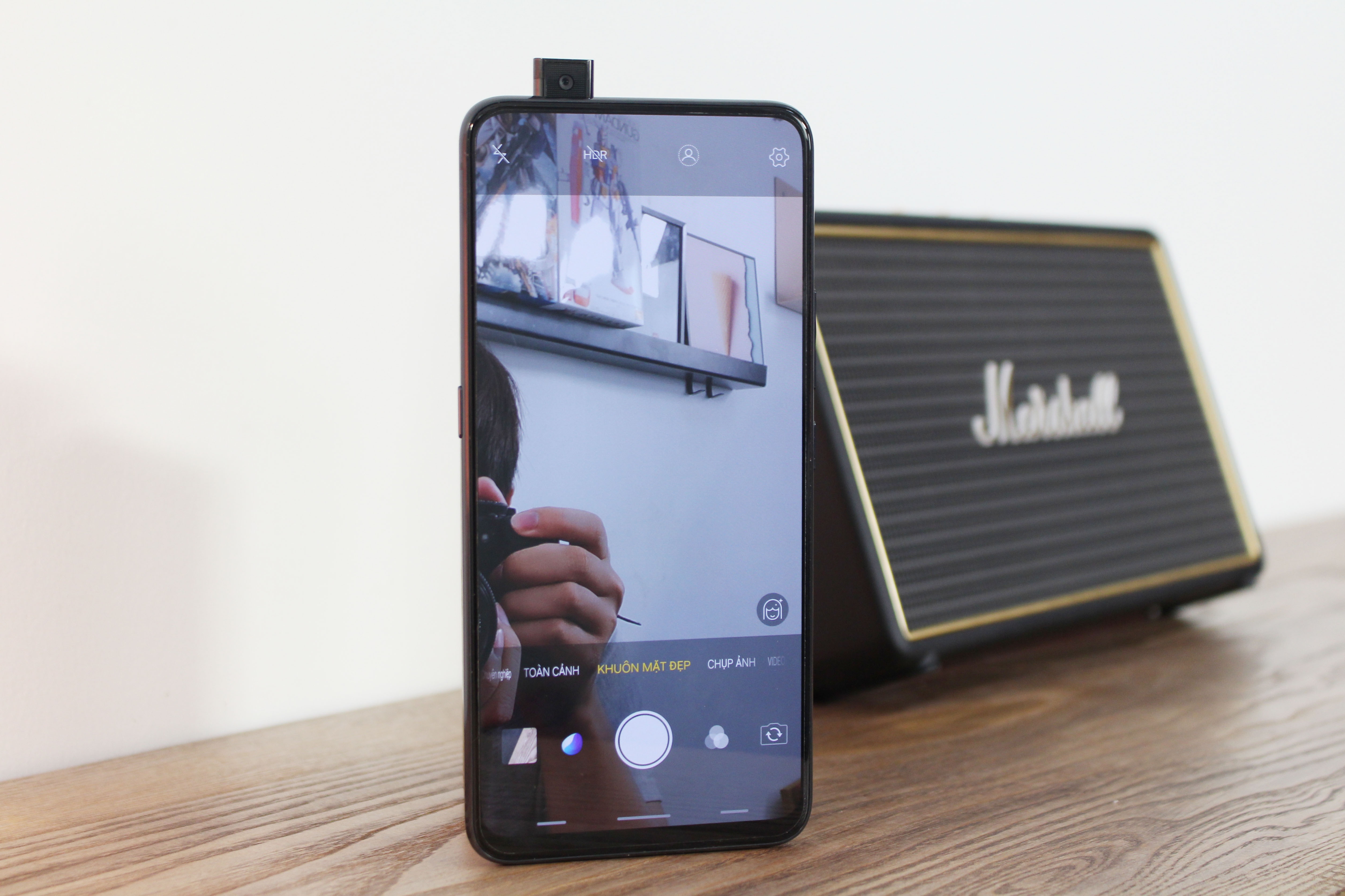 Trai nghiem Vivo Nex A tai VN: Snapdragon 710, gia gan 16 trieu dong hinh anh