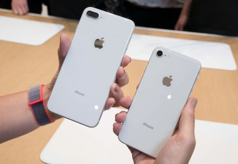 Roi bo Android, nguoi dung thich iPhone loai nao? hinh anh