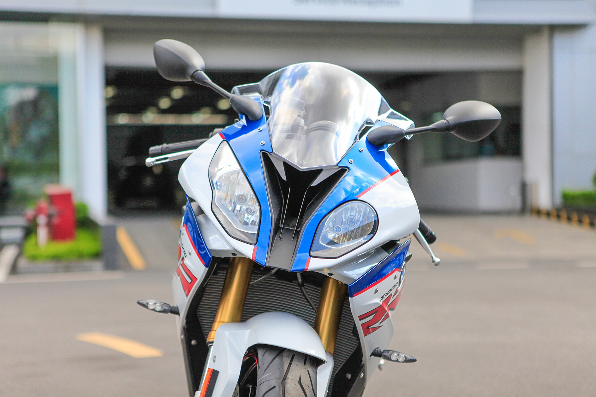 can canh BMW S1000RR 2018 anh 3